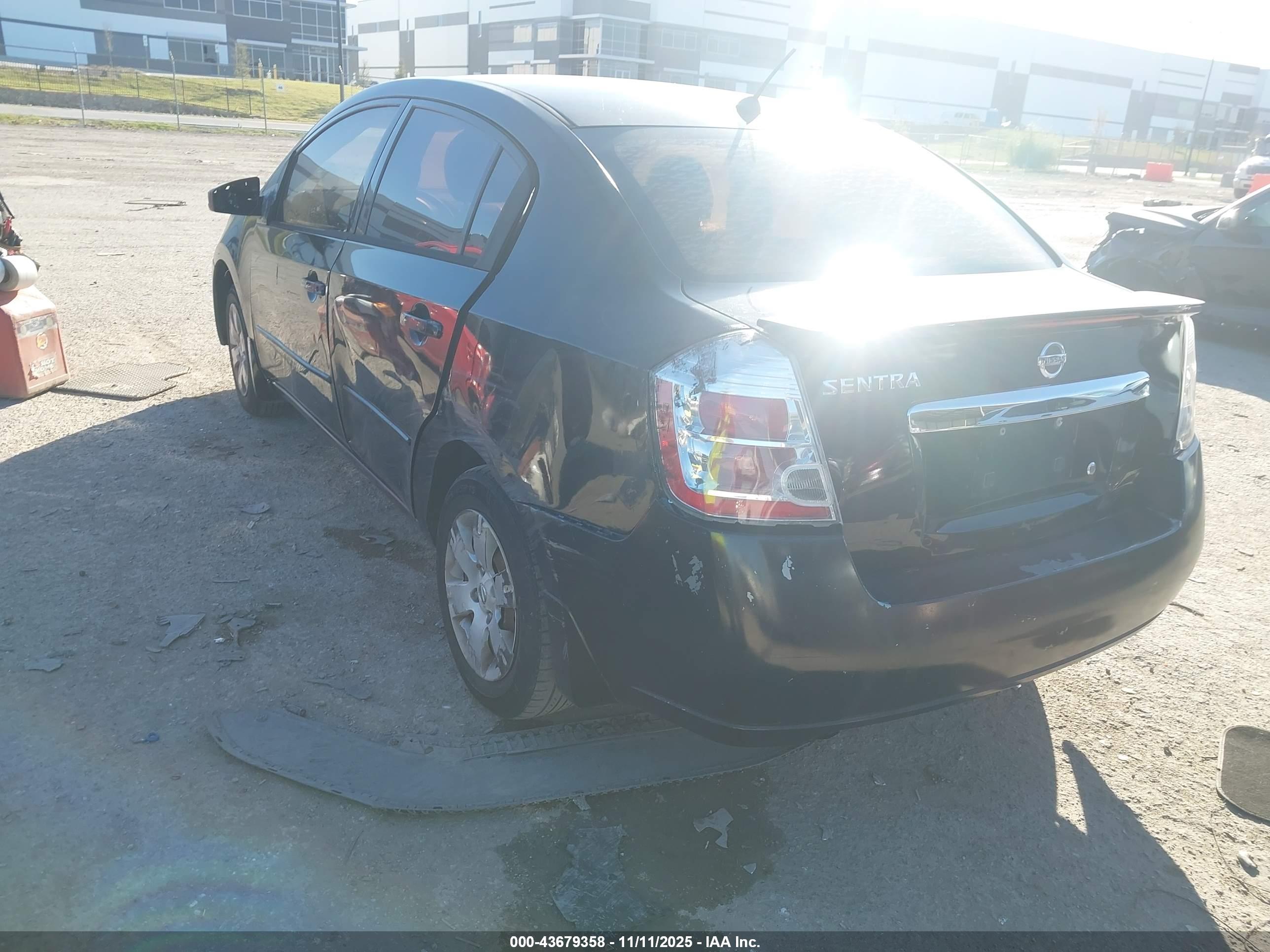 NISSAN SENTRA image 3