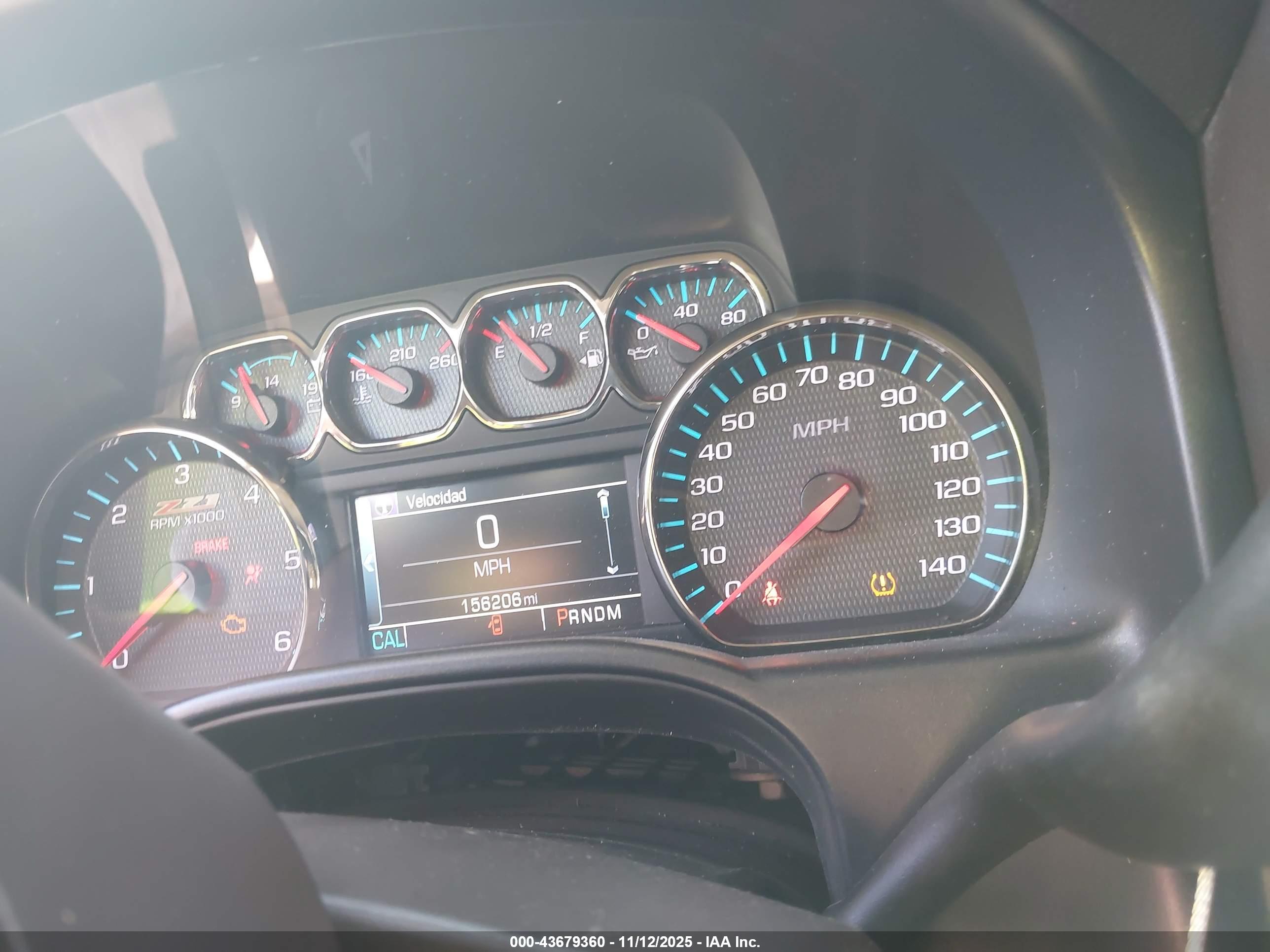 CHEVROLET SILVERADO image 7