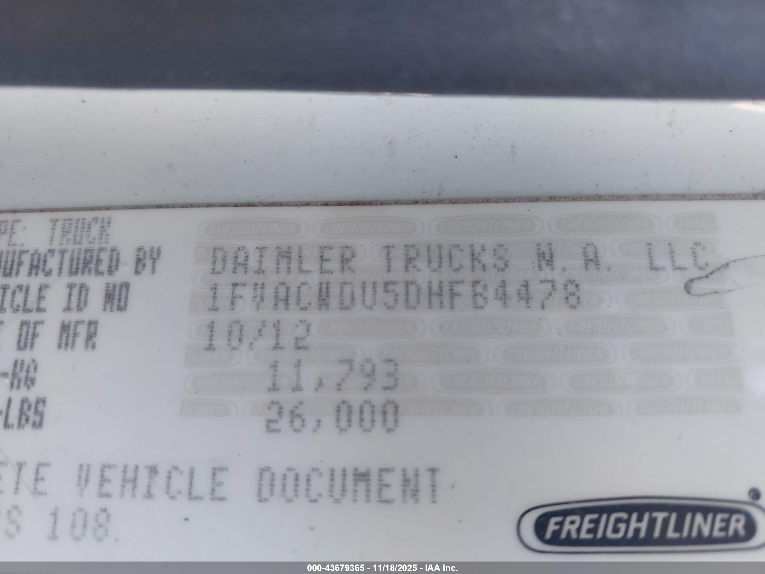 FREIGHTLINER M2 image 9