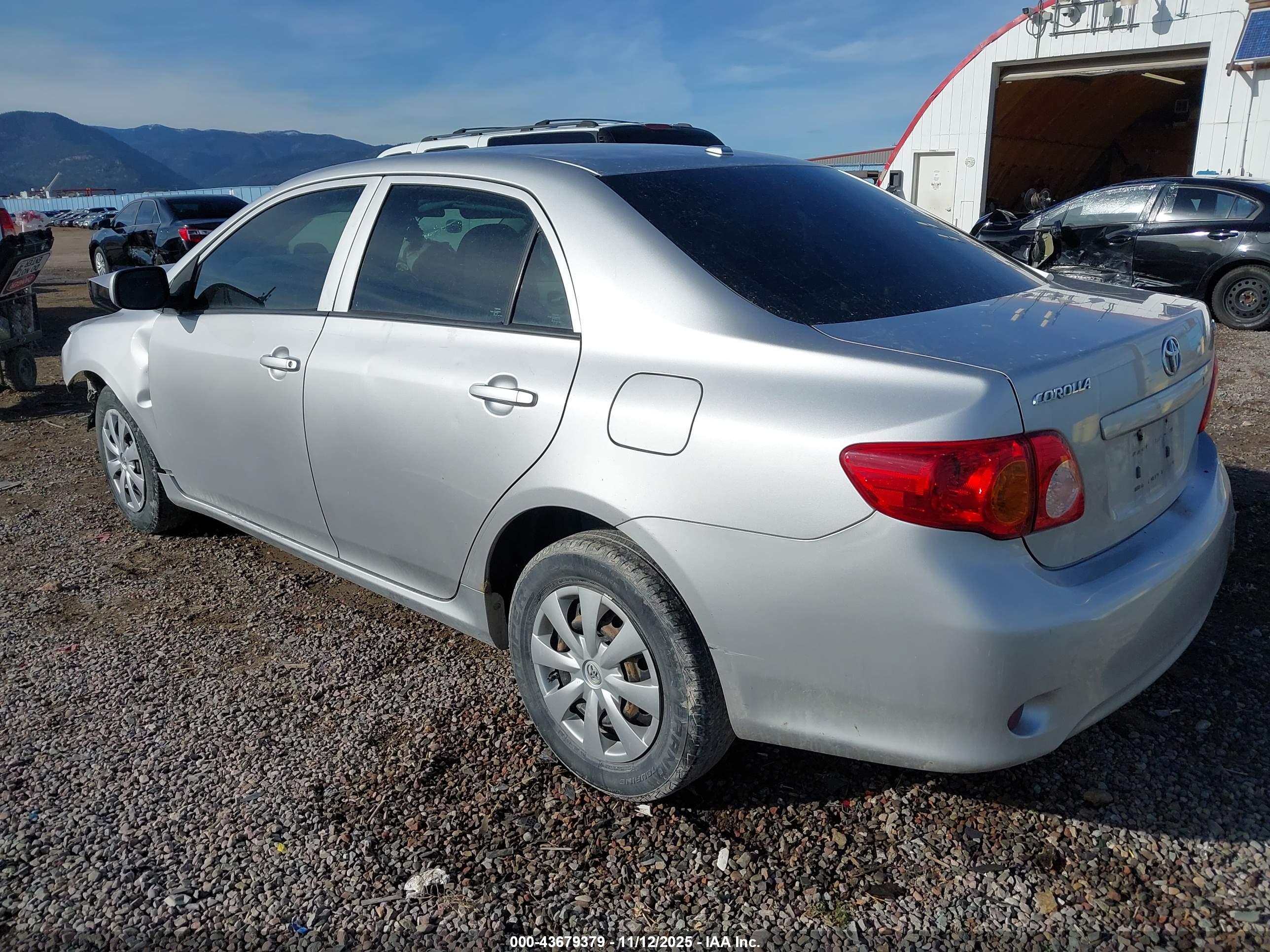 TOYOTA COROLLA image 3