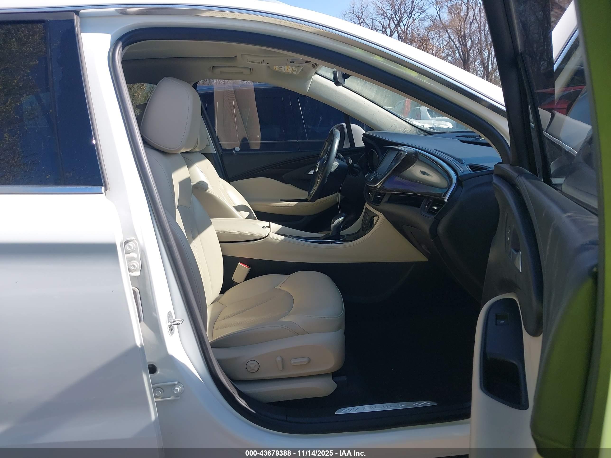 BUICK ENVISION image 5