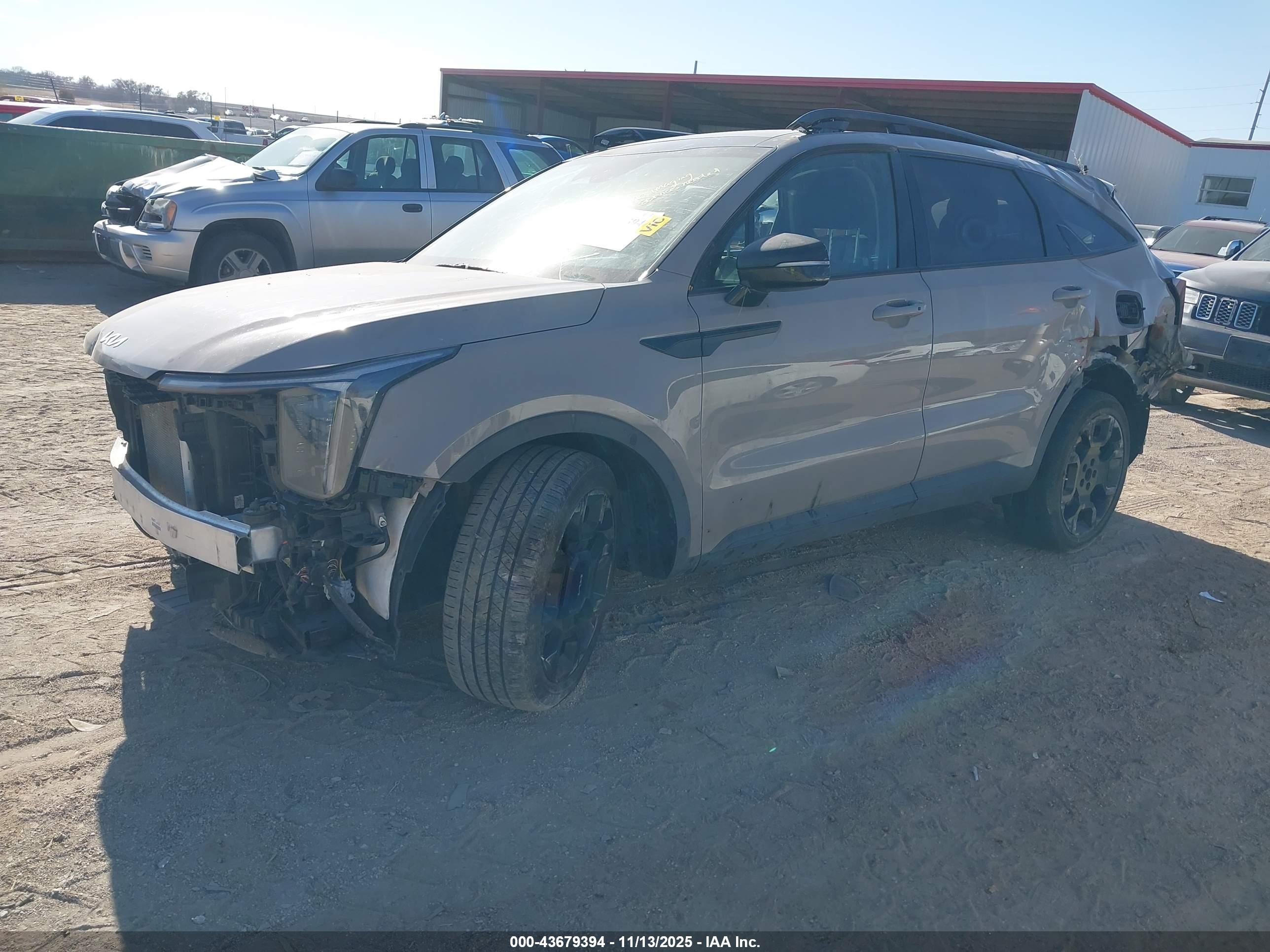 KIA SORENTO image 2