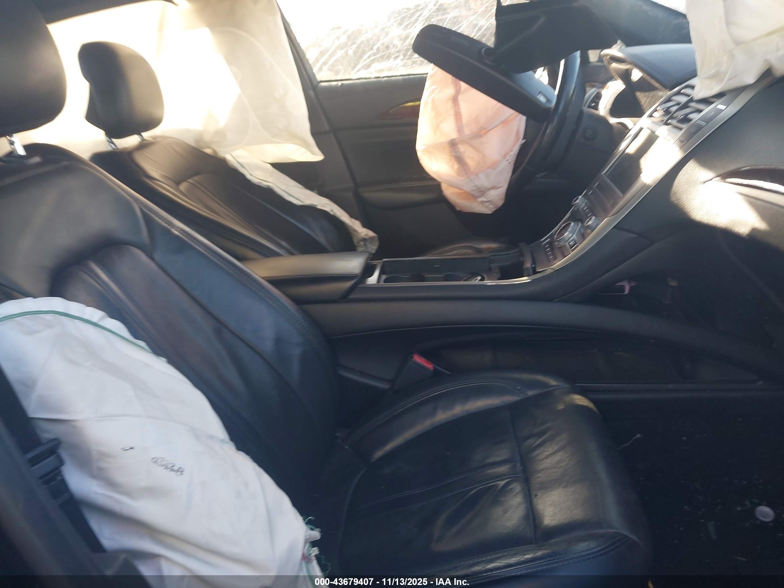 LINCOLN MKZ image 5