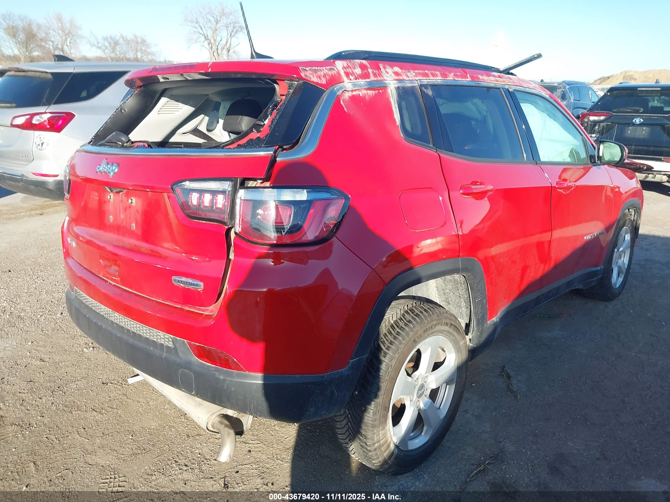 JEEP COMPASS image 4