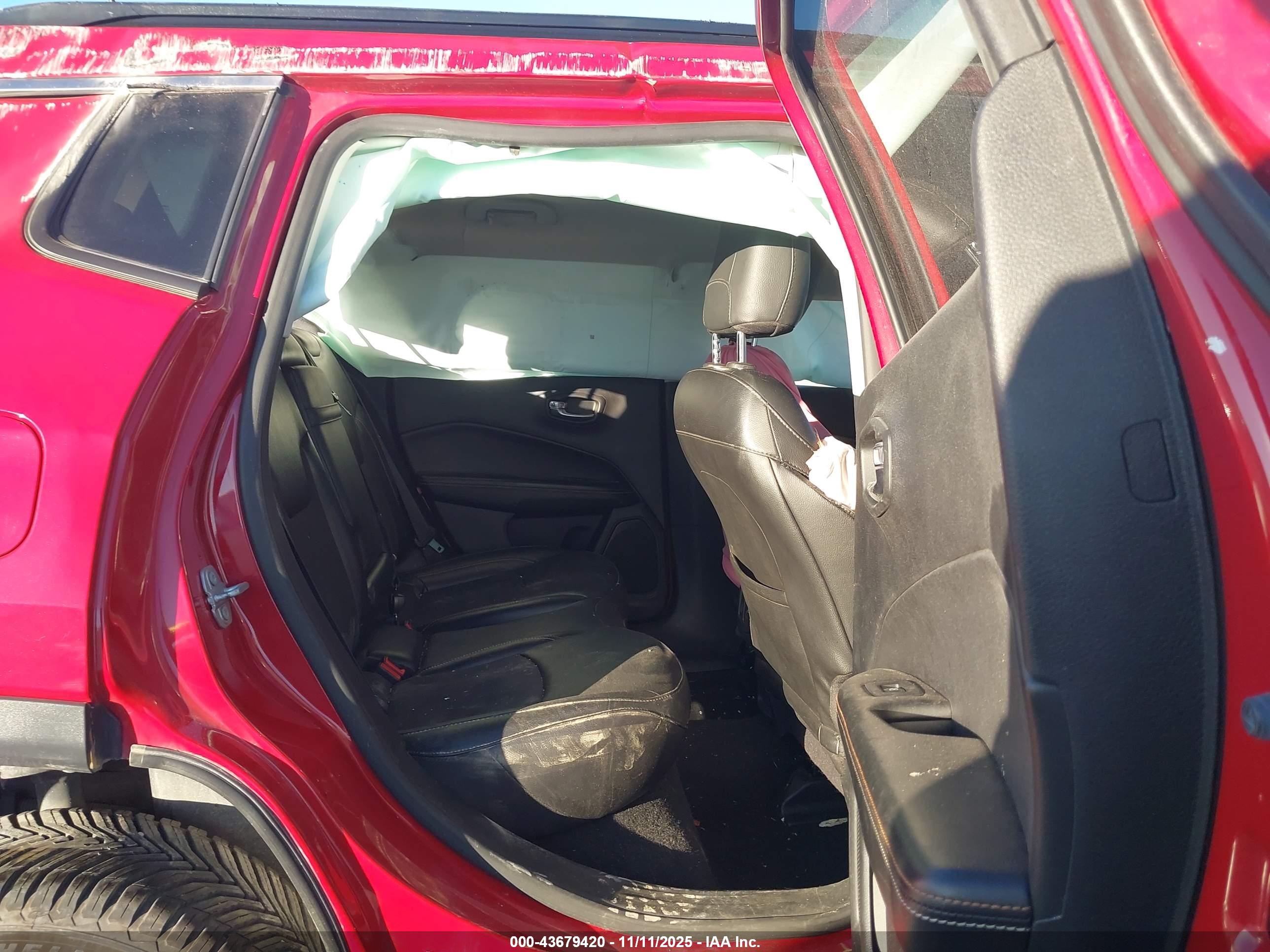 JEEP COMPASS image 8