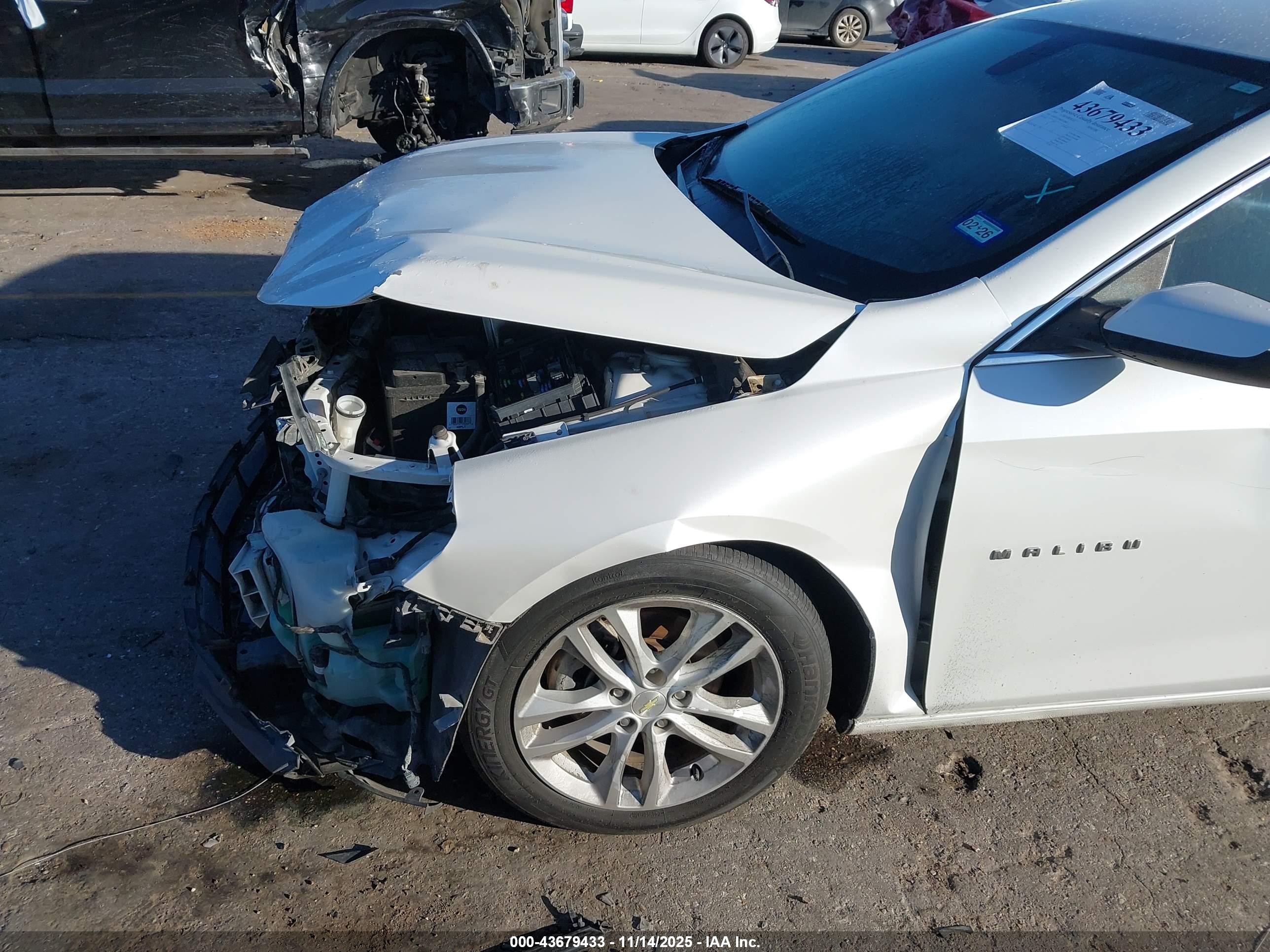 CHEVROLET MALIBU image 6
