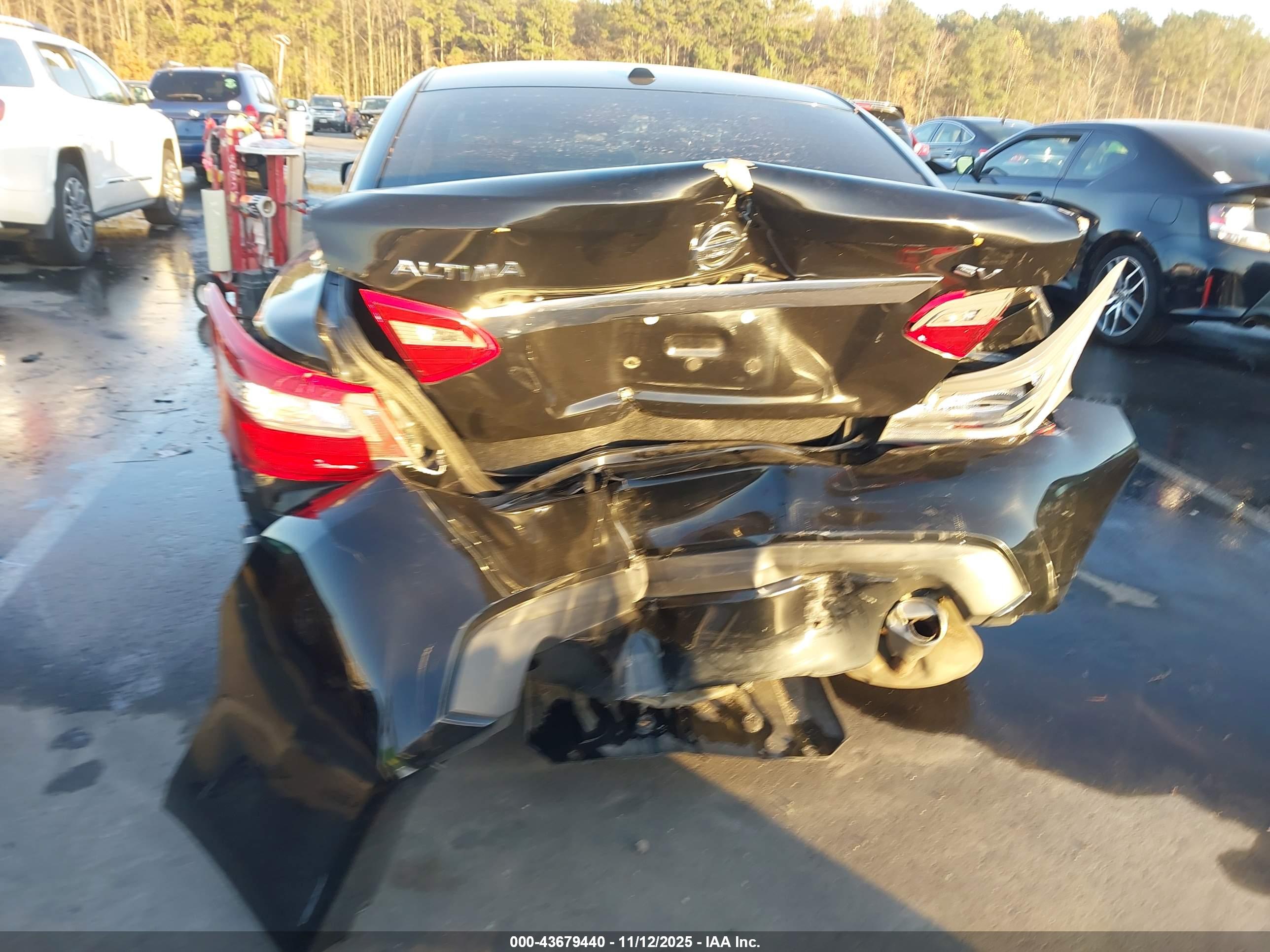 NISSAN ALTIMA image 6