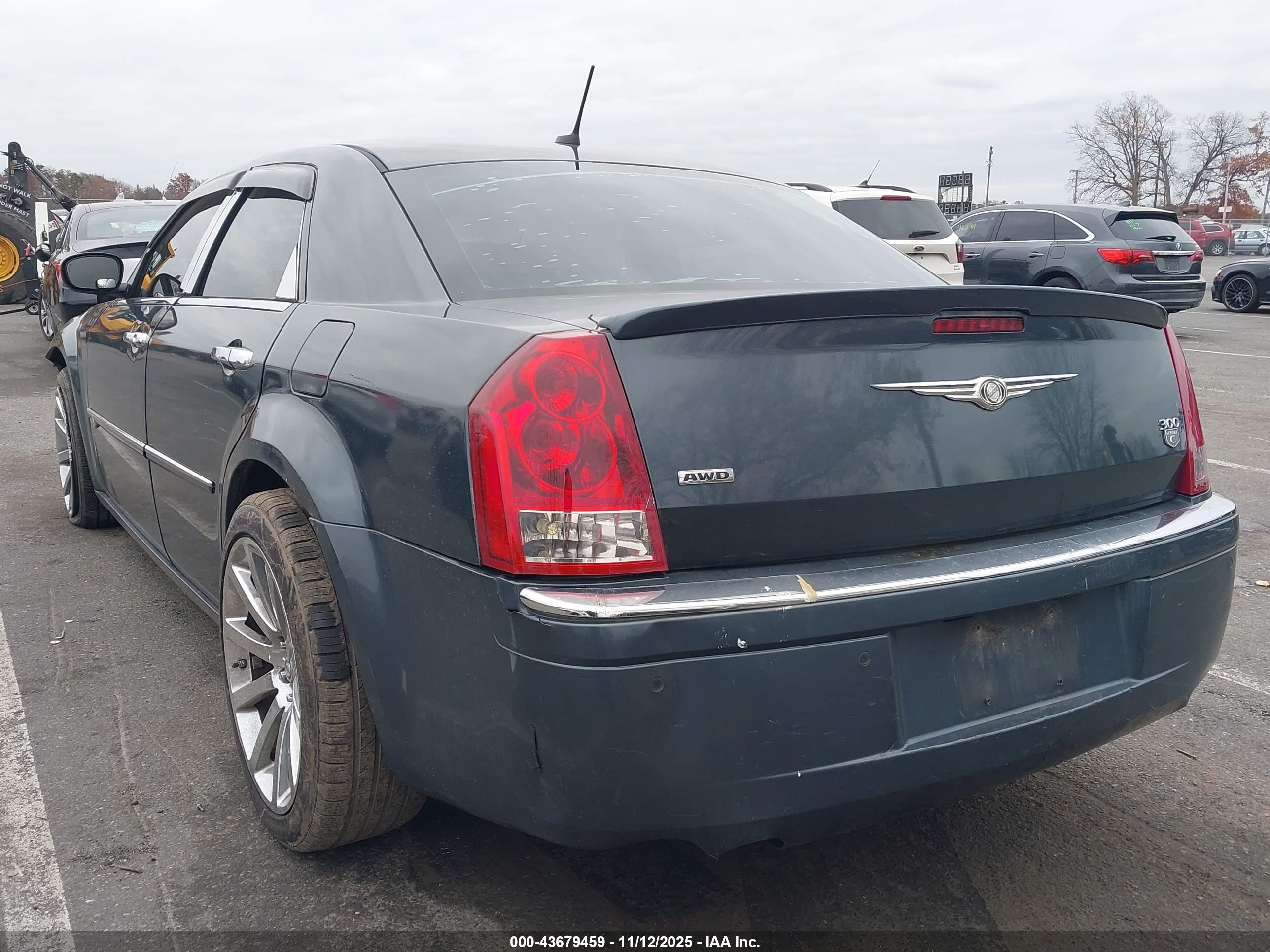 CHRYSLER 300C image 3