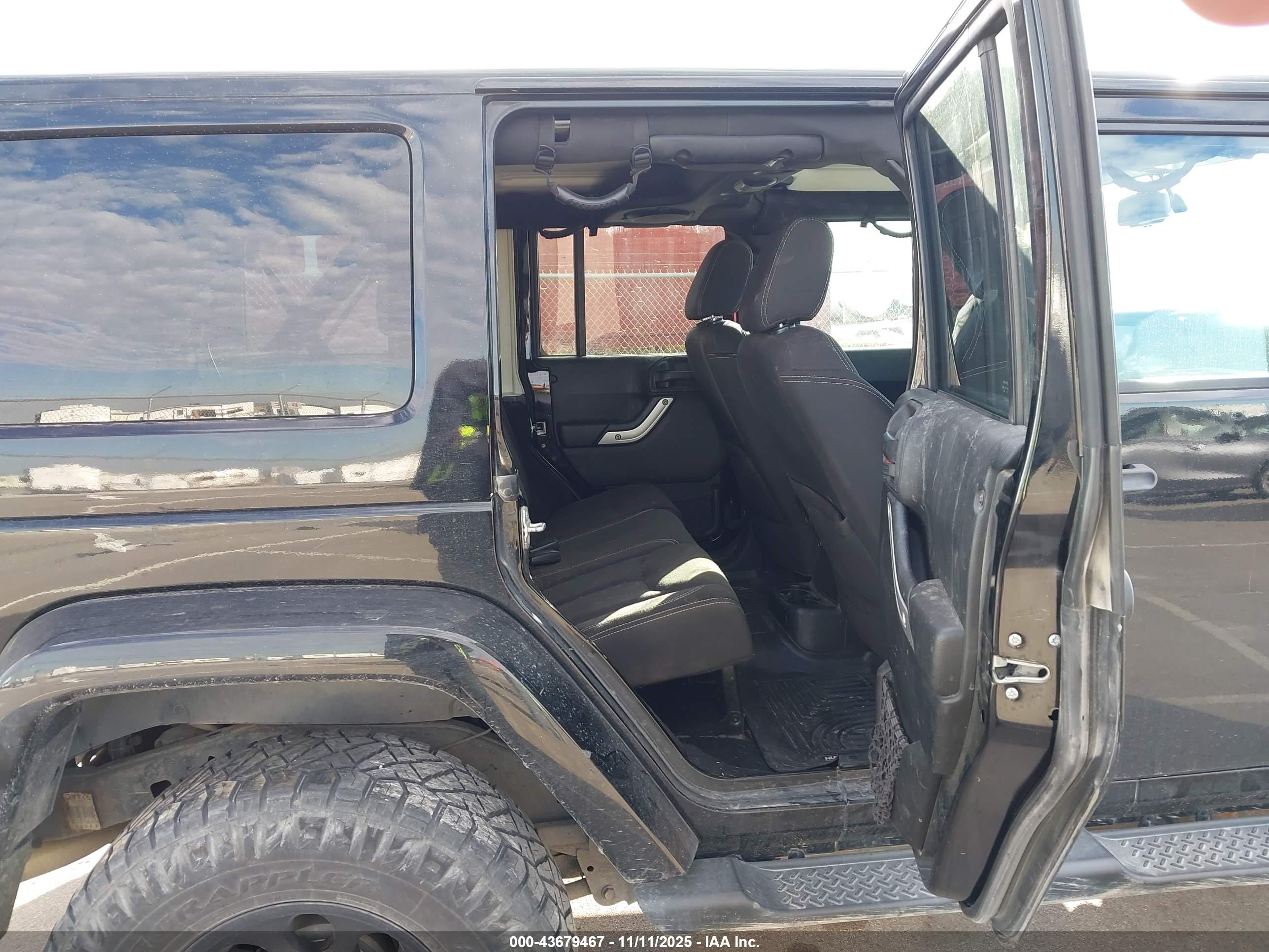 JEEP WRANGLER image 8
