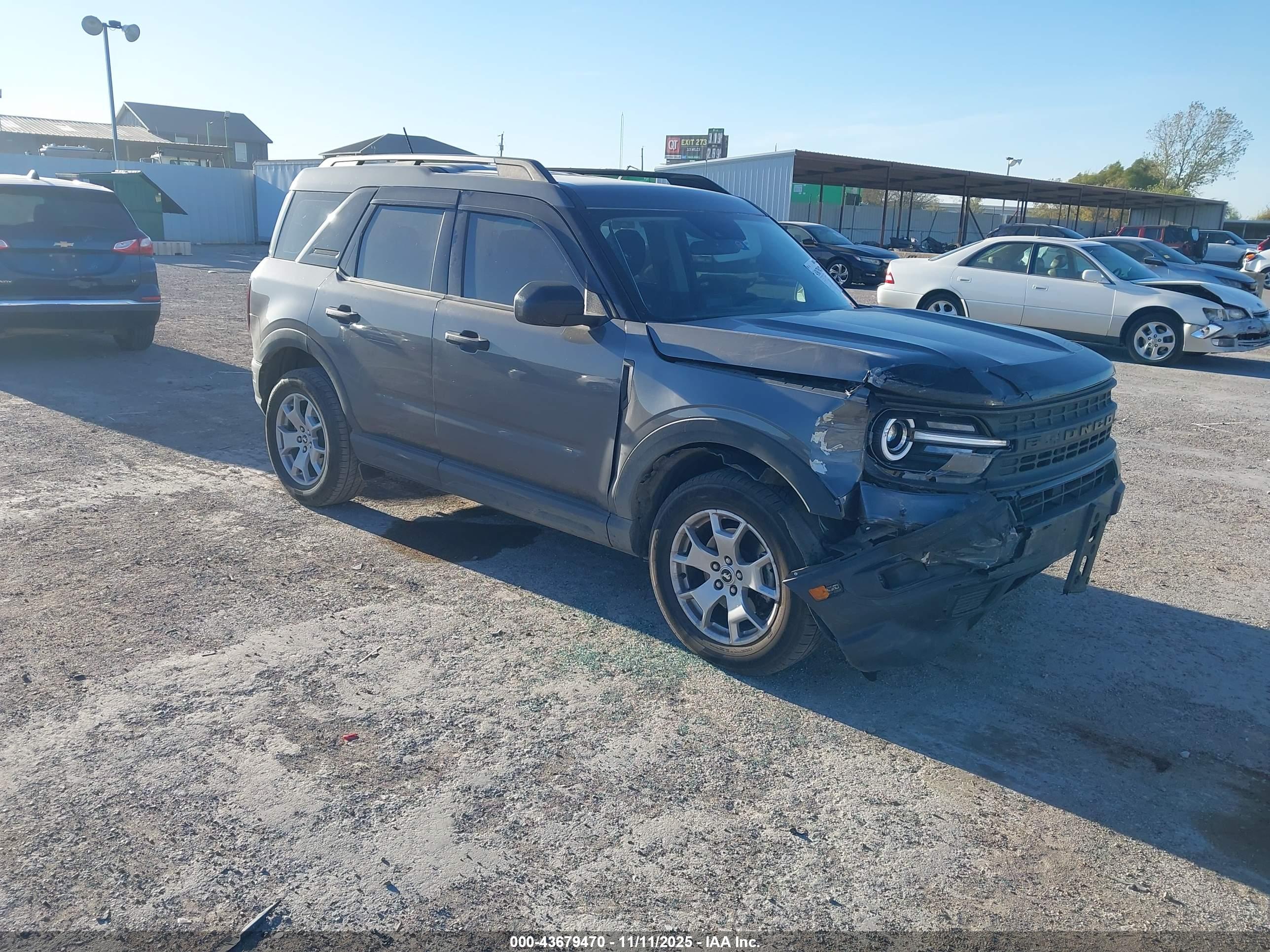 FORD BRONCO image 6