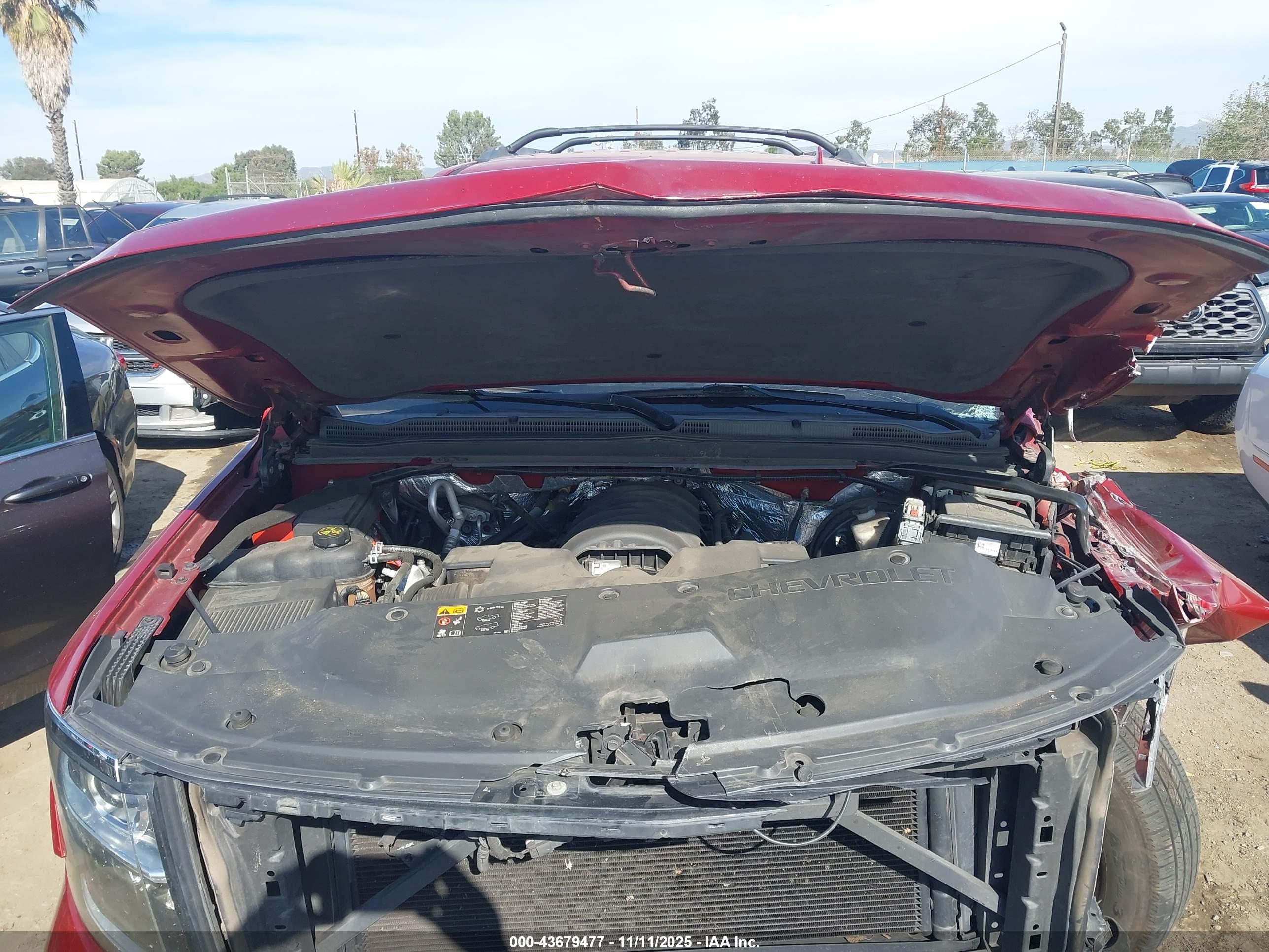 CHEVROLET TAHOE image 10