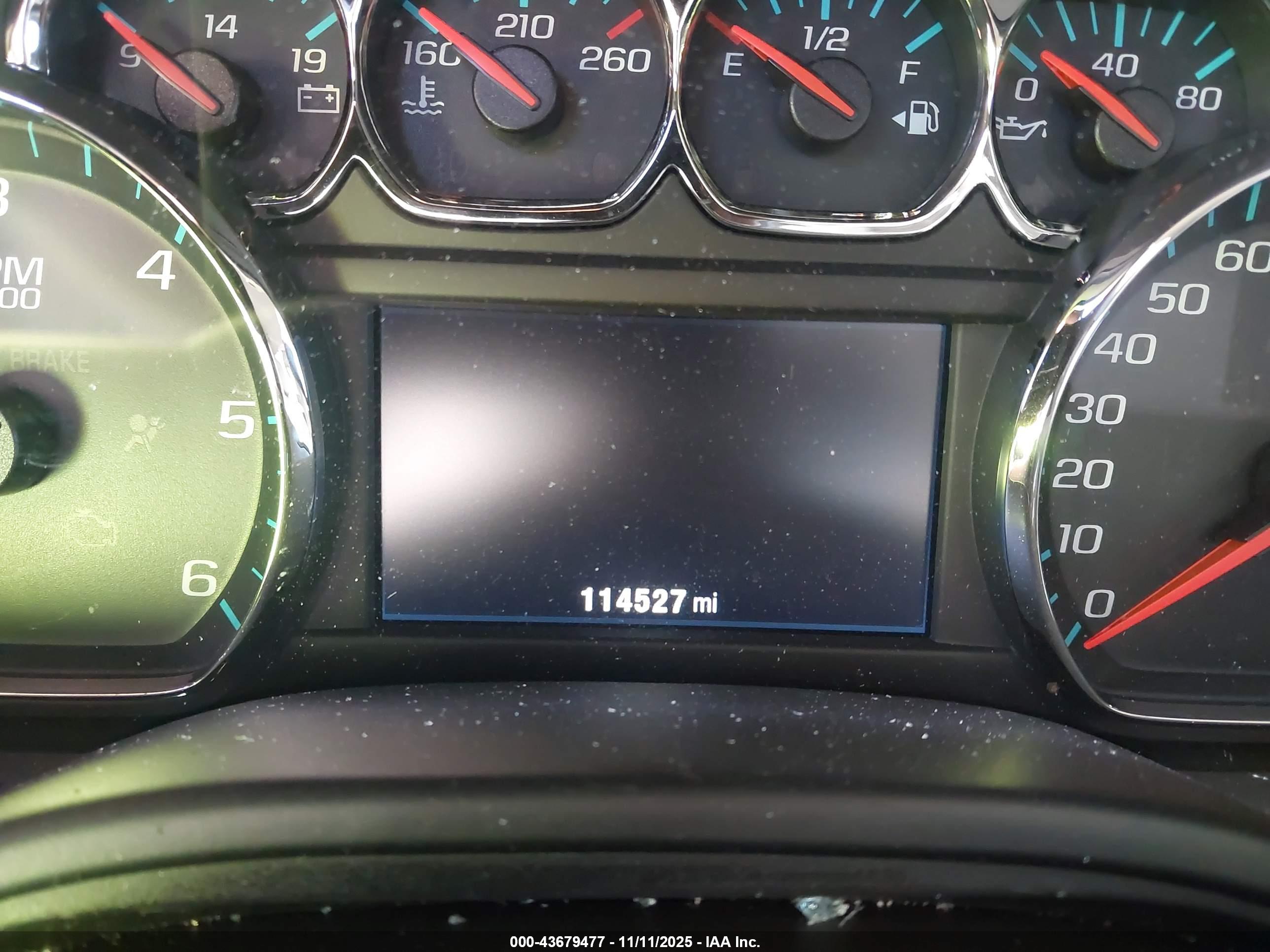 CHEVROLET TAHOE image 7