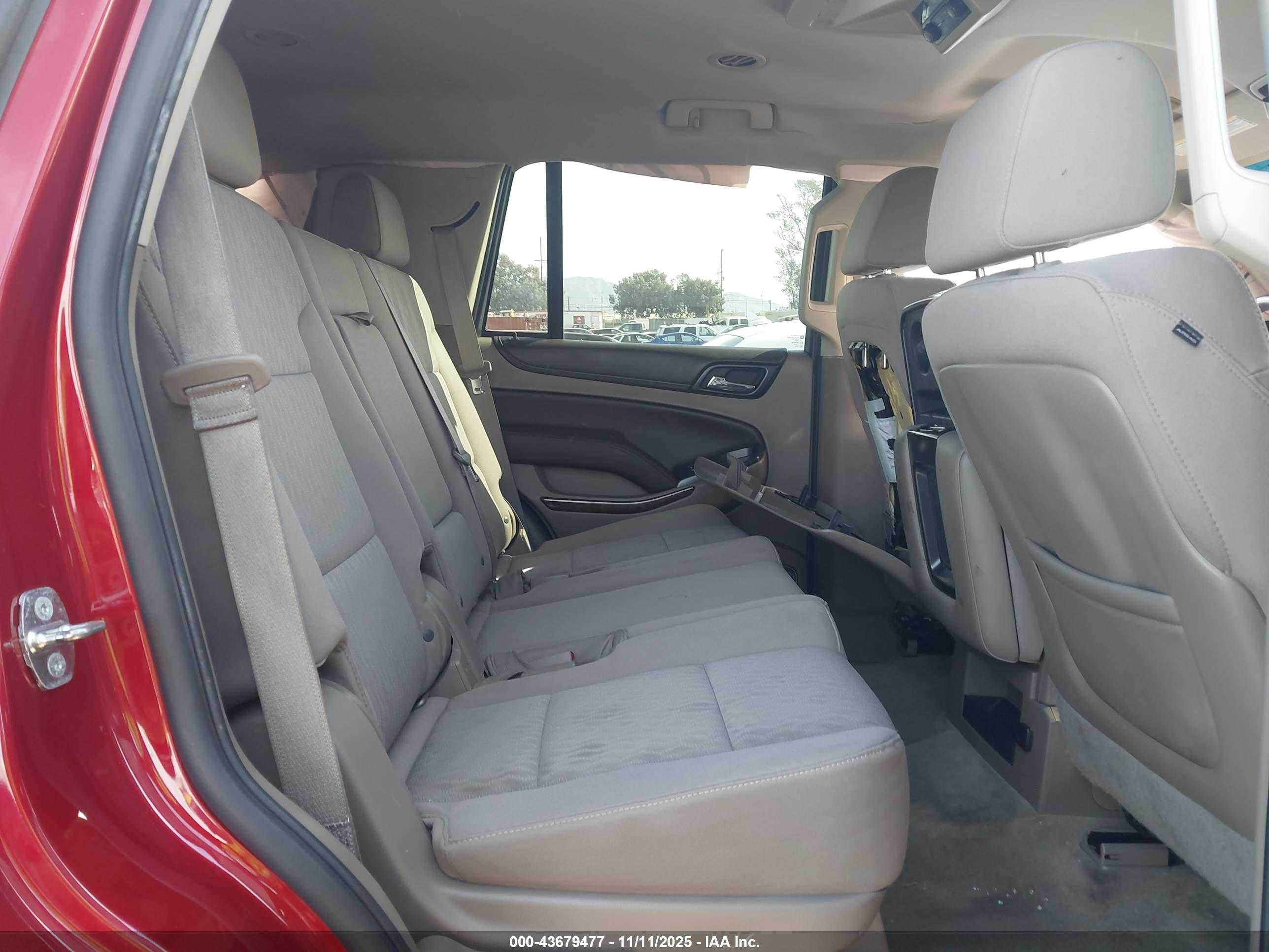 CHEVROLET TAHOE image 8