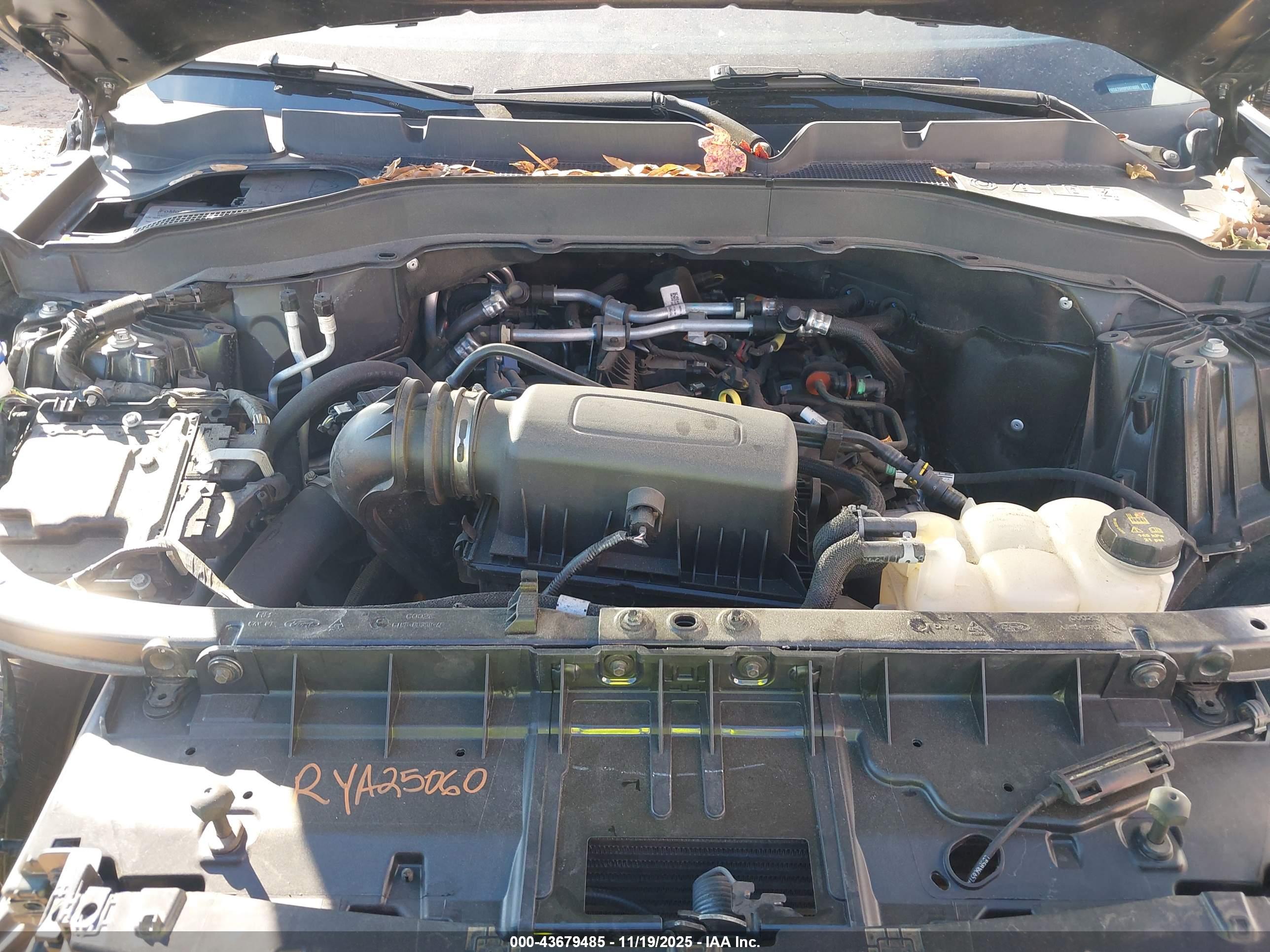FORD EXPLORER image 10