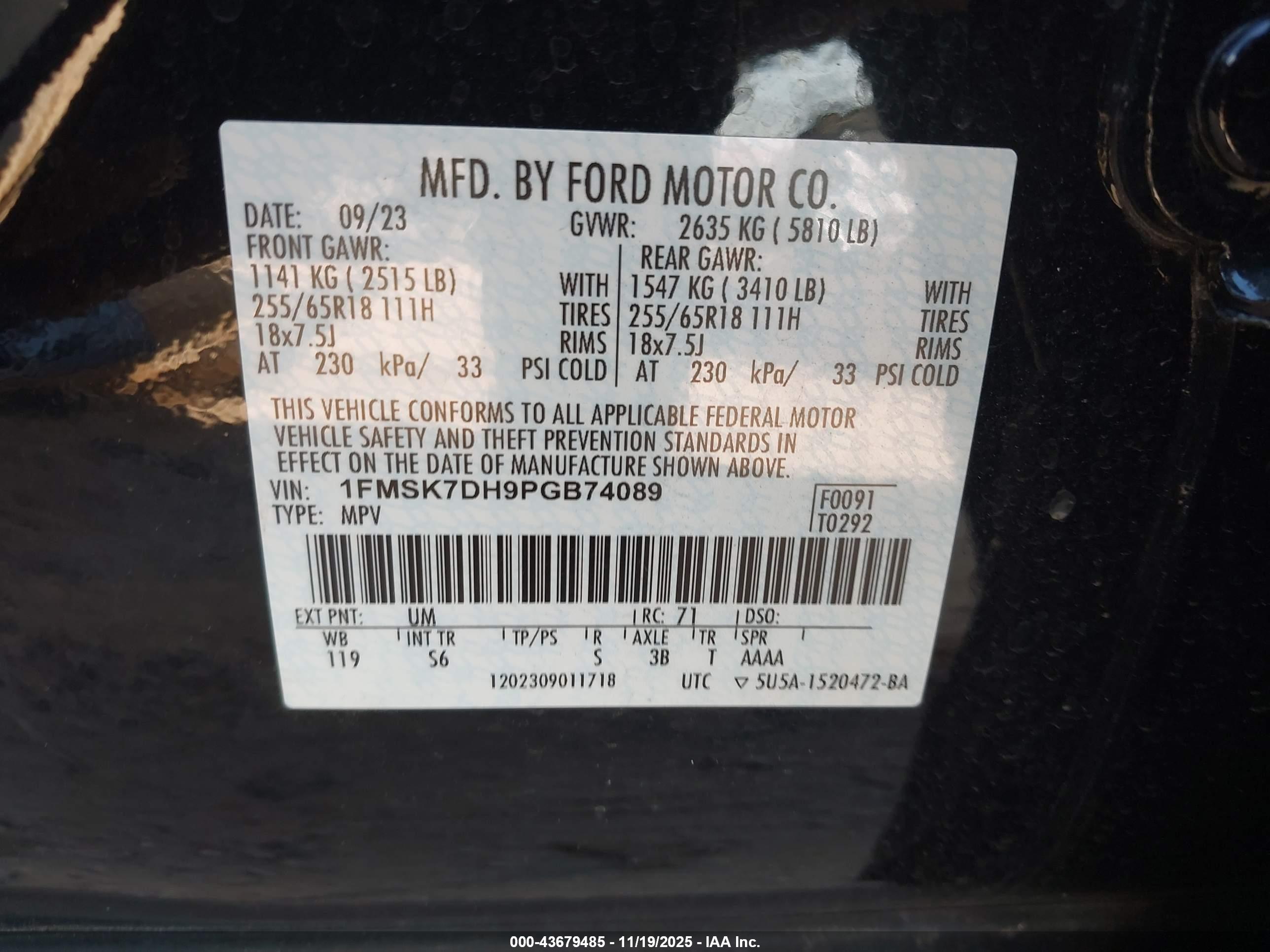 FORD EXPLORER image 9