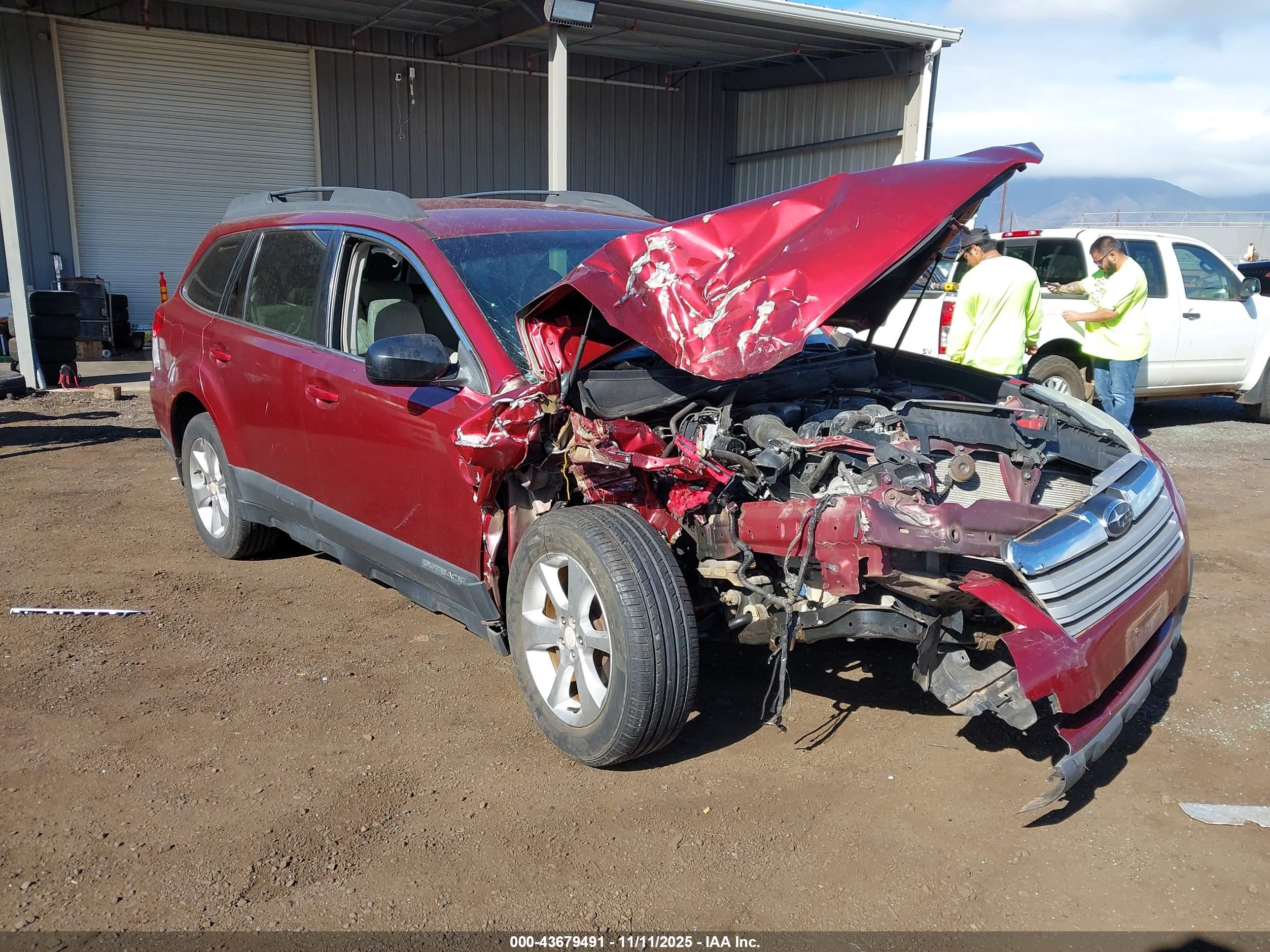 SUBARU OUTBACK image 6