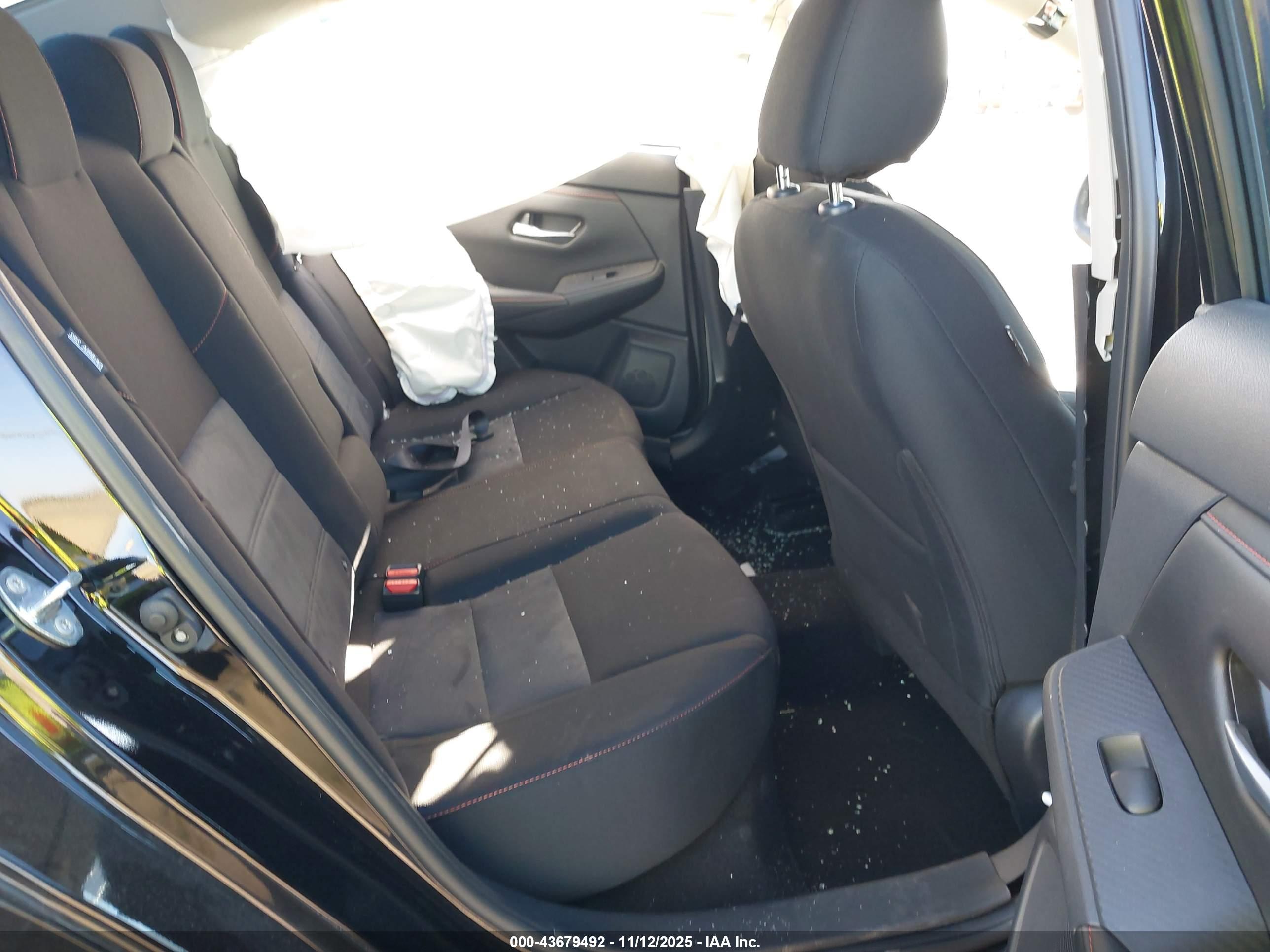 NISSAN SENTRA image 8