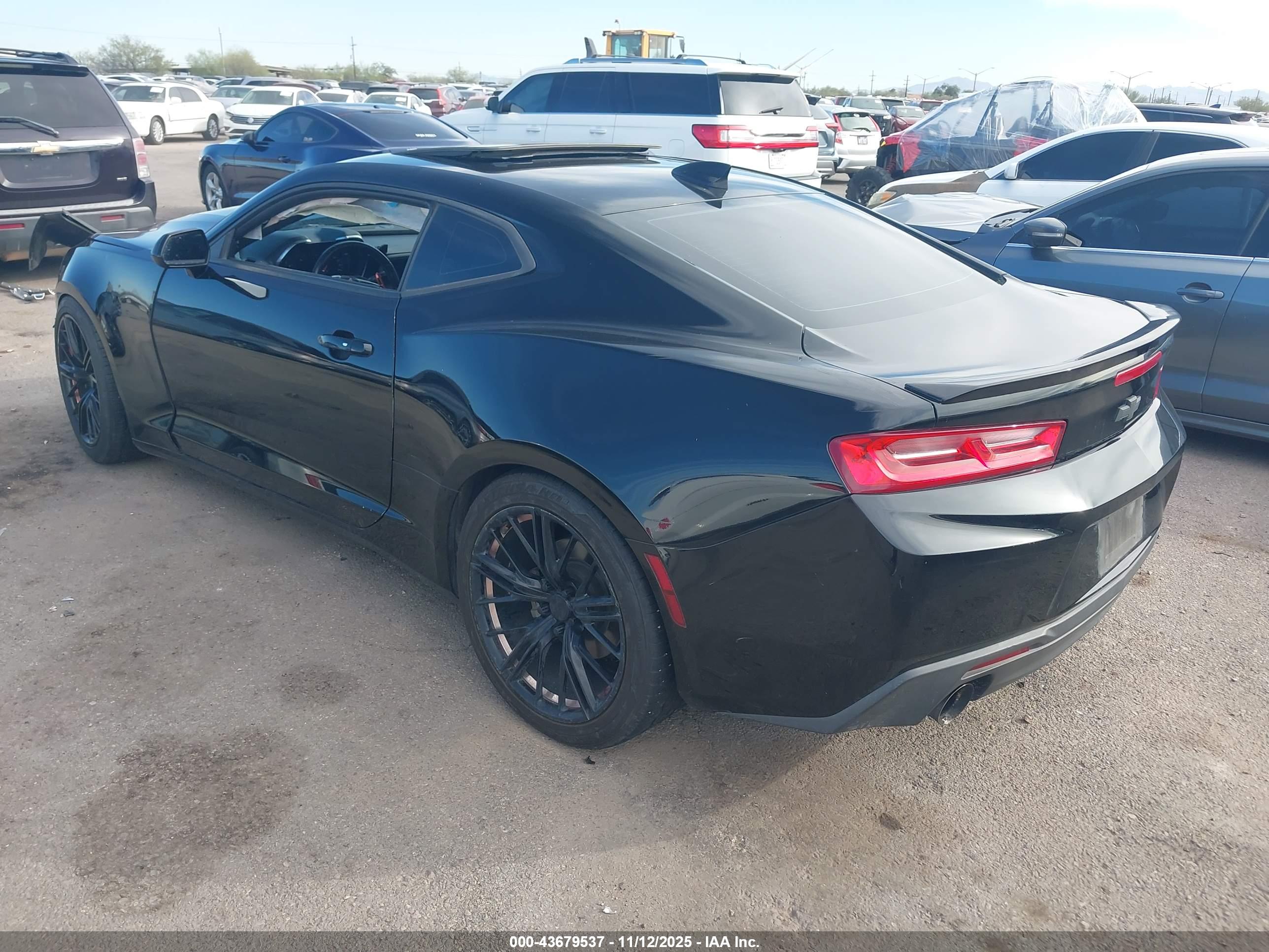 CHEVROLET CAMARO image 3
