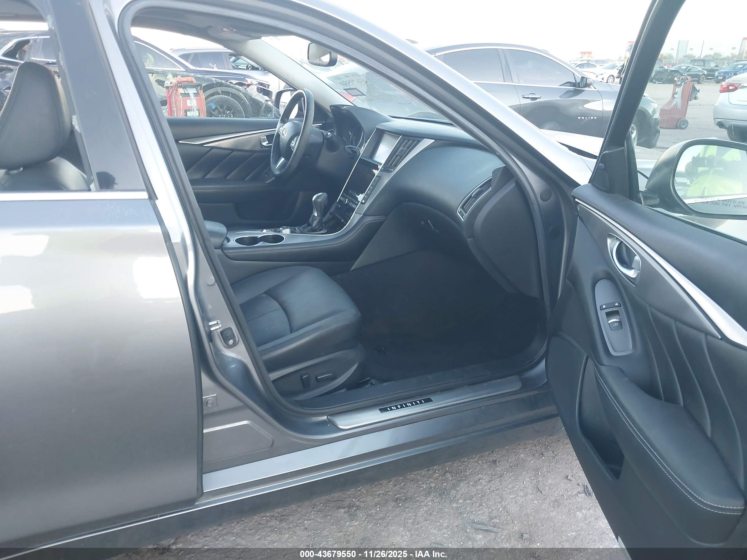 INFINITI Q50 image 5
