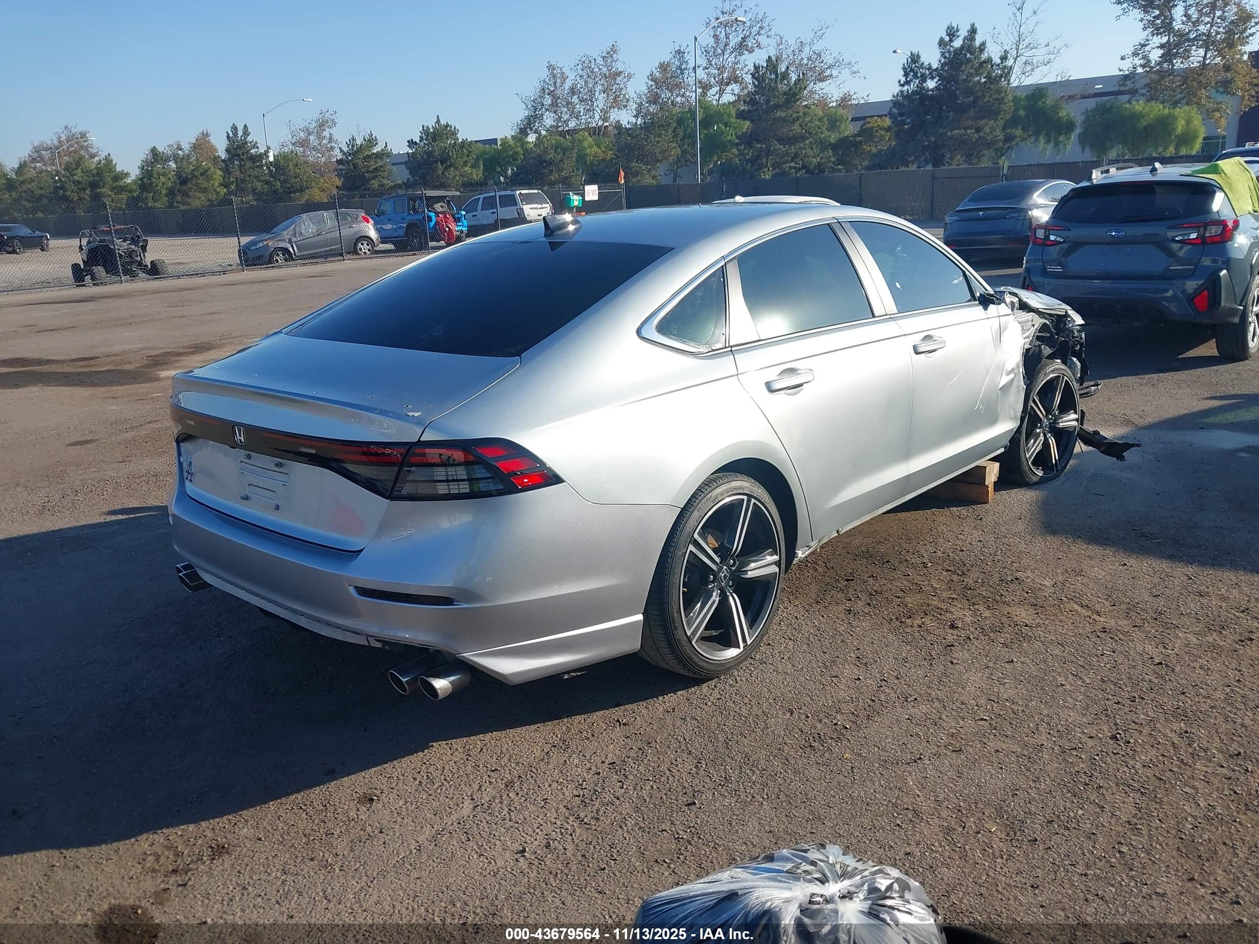HONDA ACCORD image 4