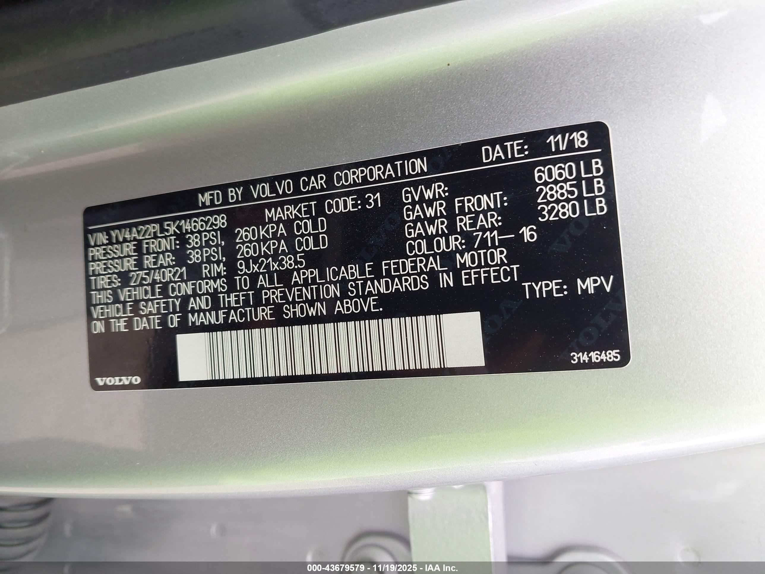 VOLVO XC90 image 9