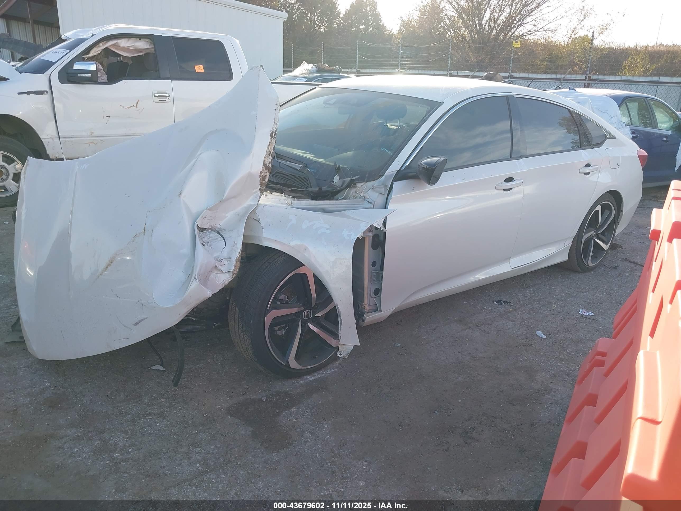 HONDA ACCORD image 2
