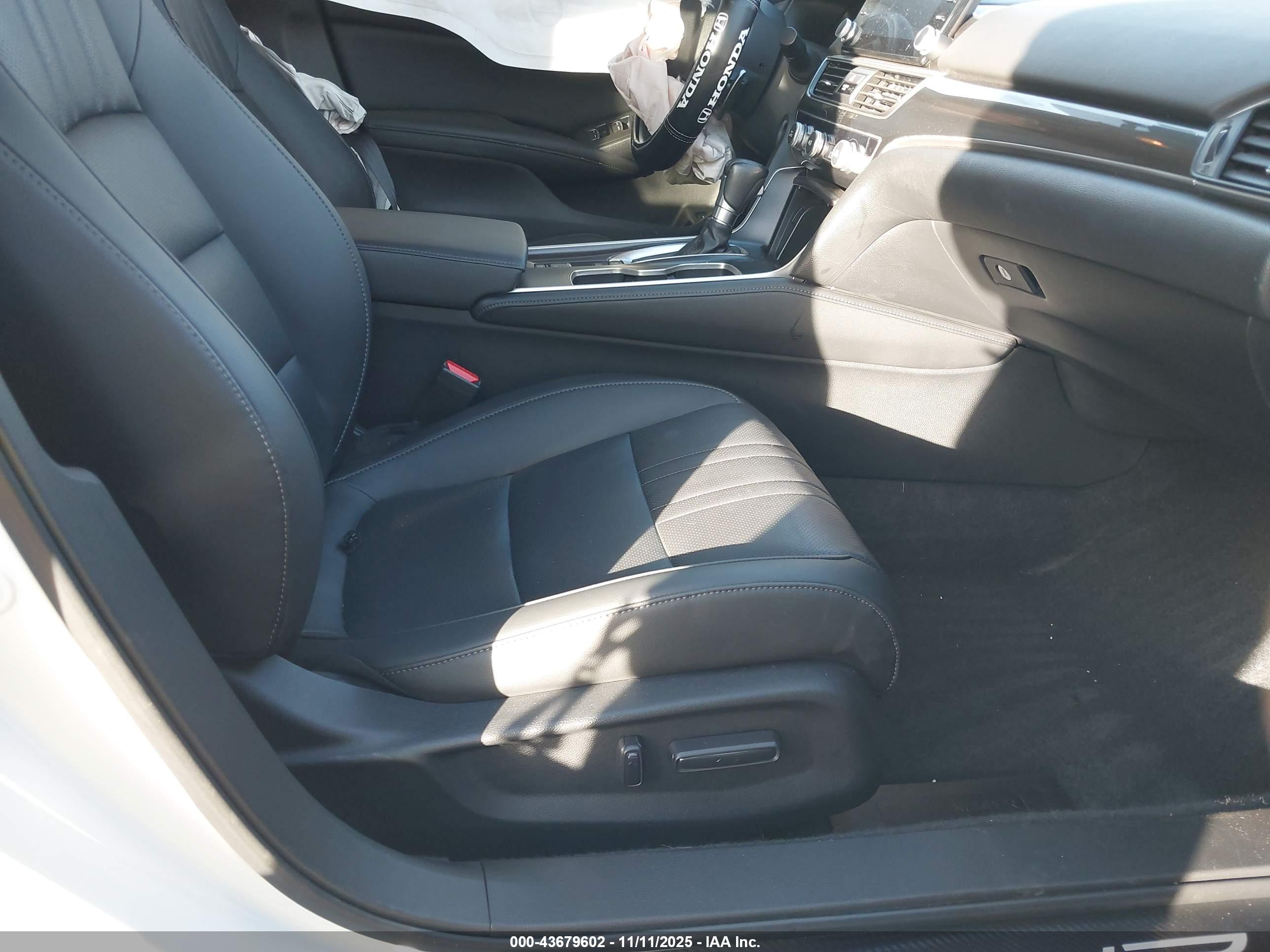 HONDA ACCORD image 5