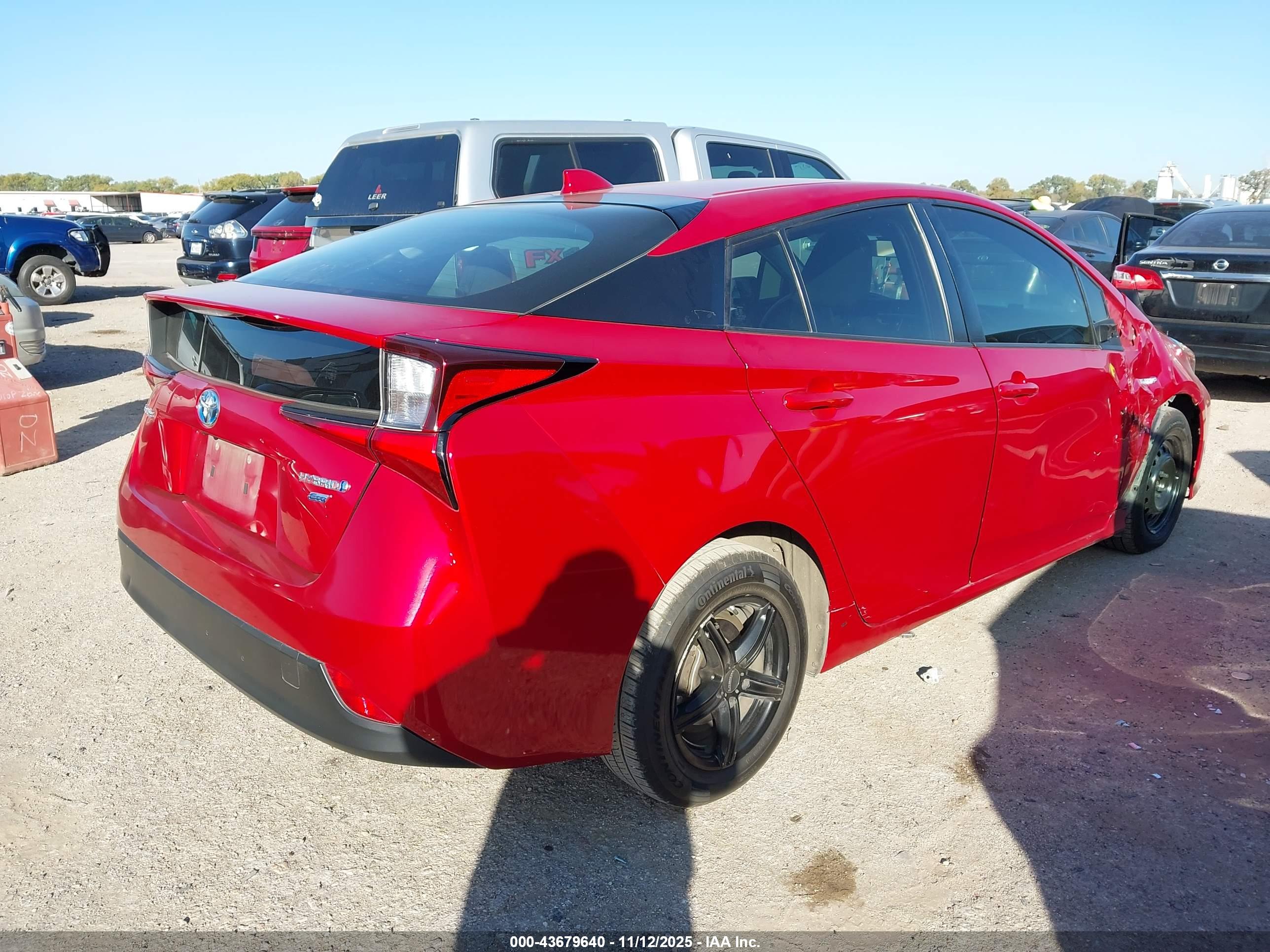 TOYOTA PRIUS image 4