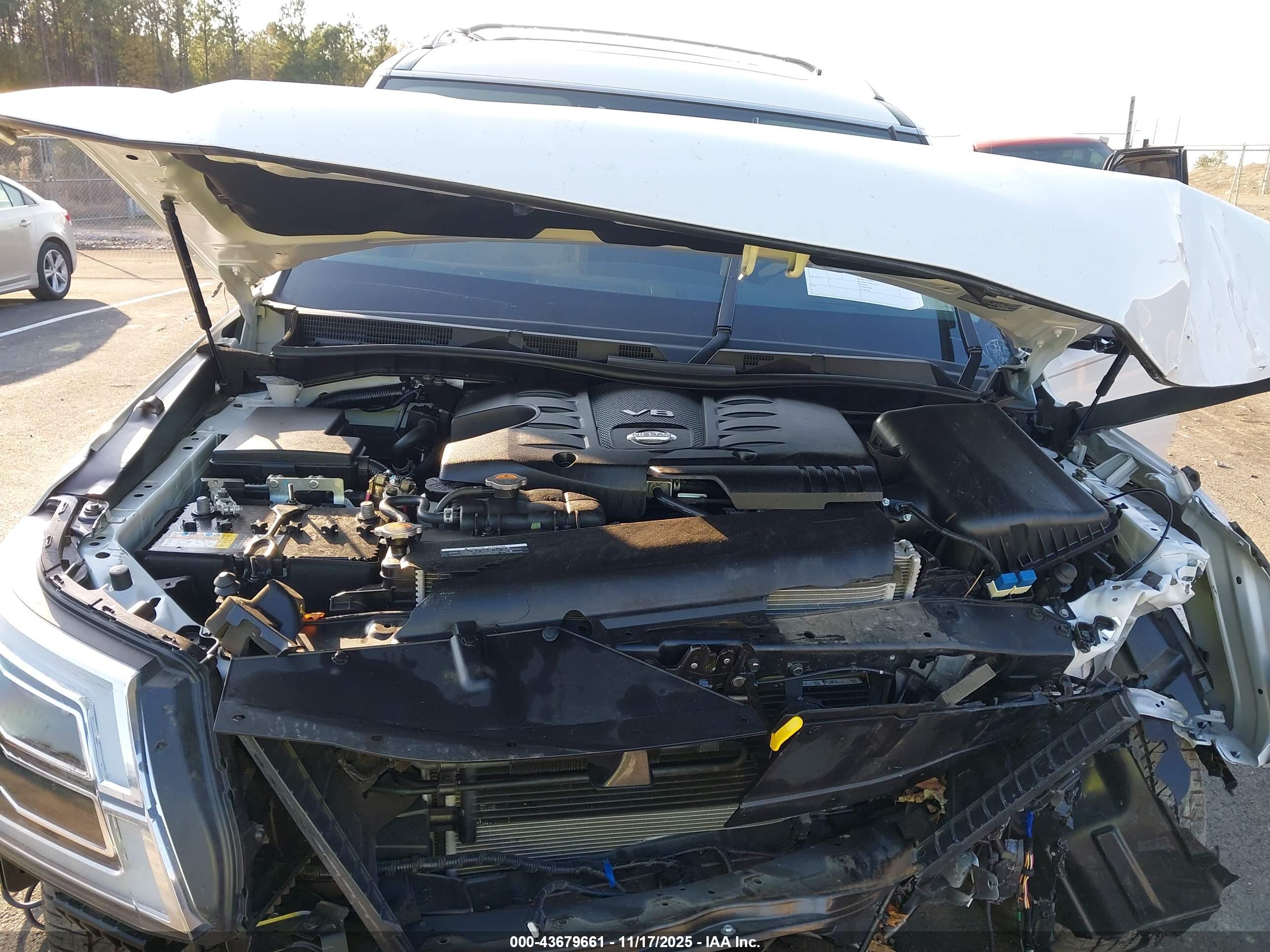 NISSAN ARMADA image 10