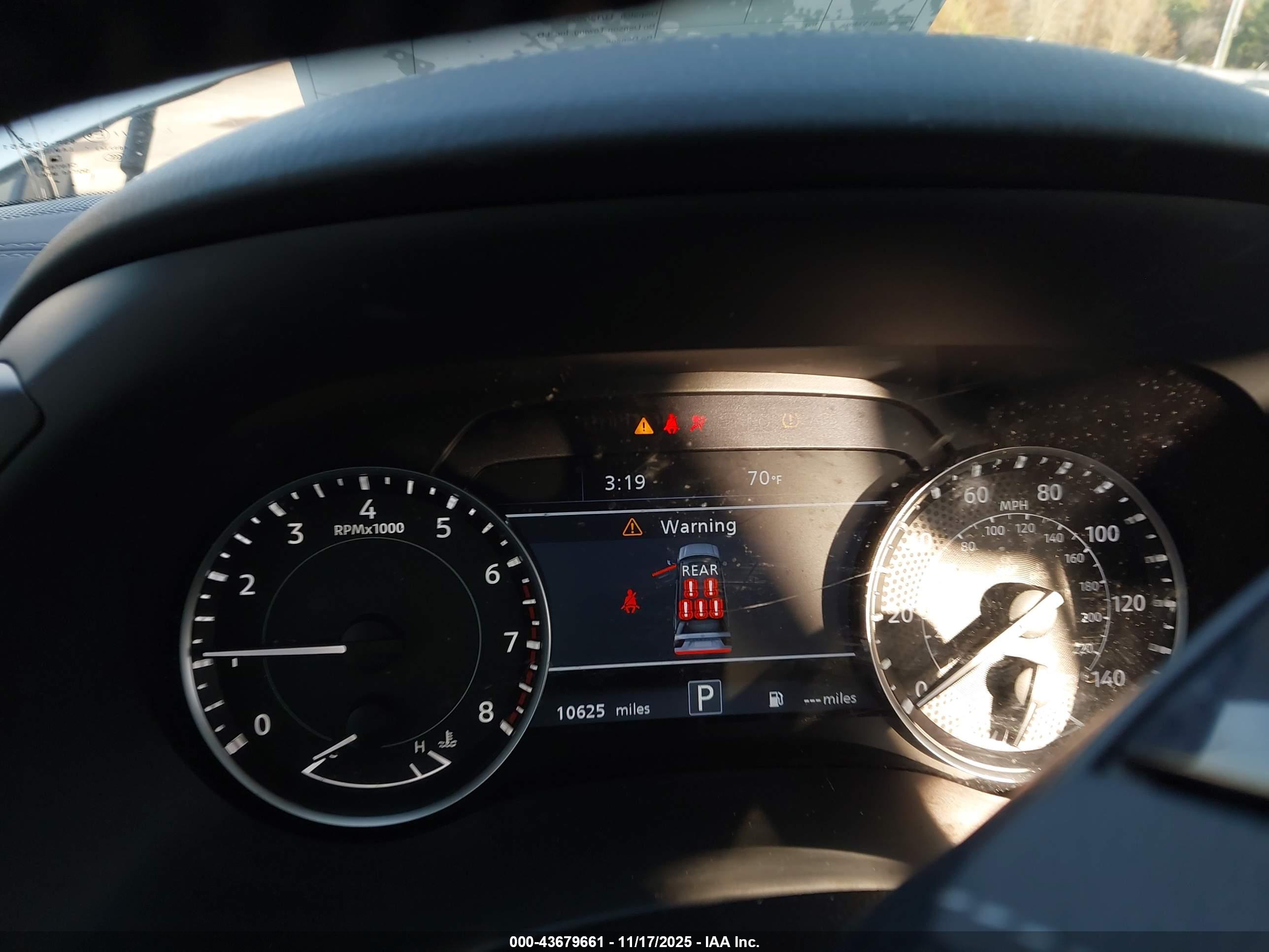 NISSAN ARMADA image 7
