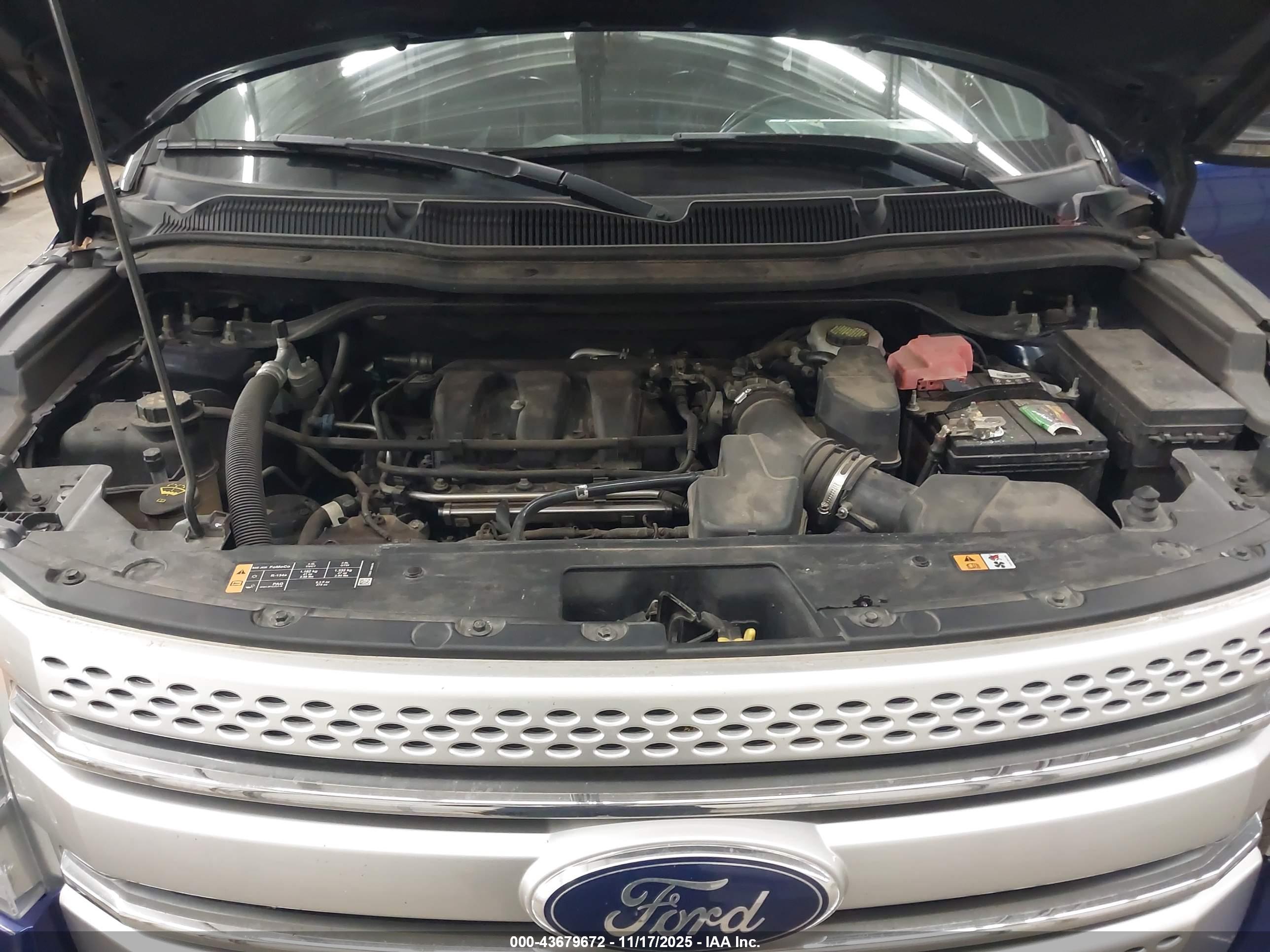 FORD EXPLORER image 10