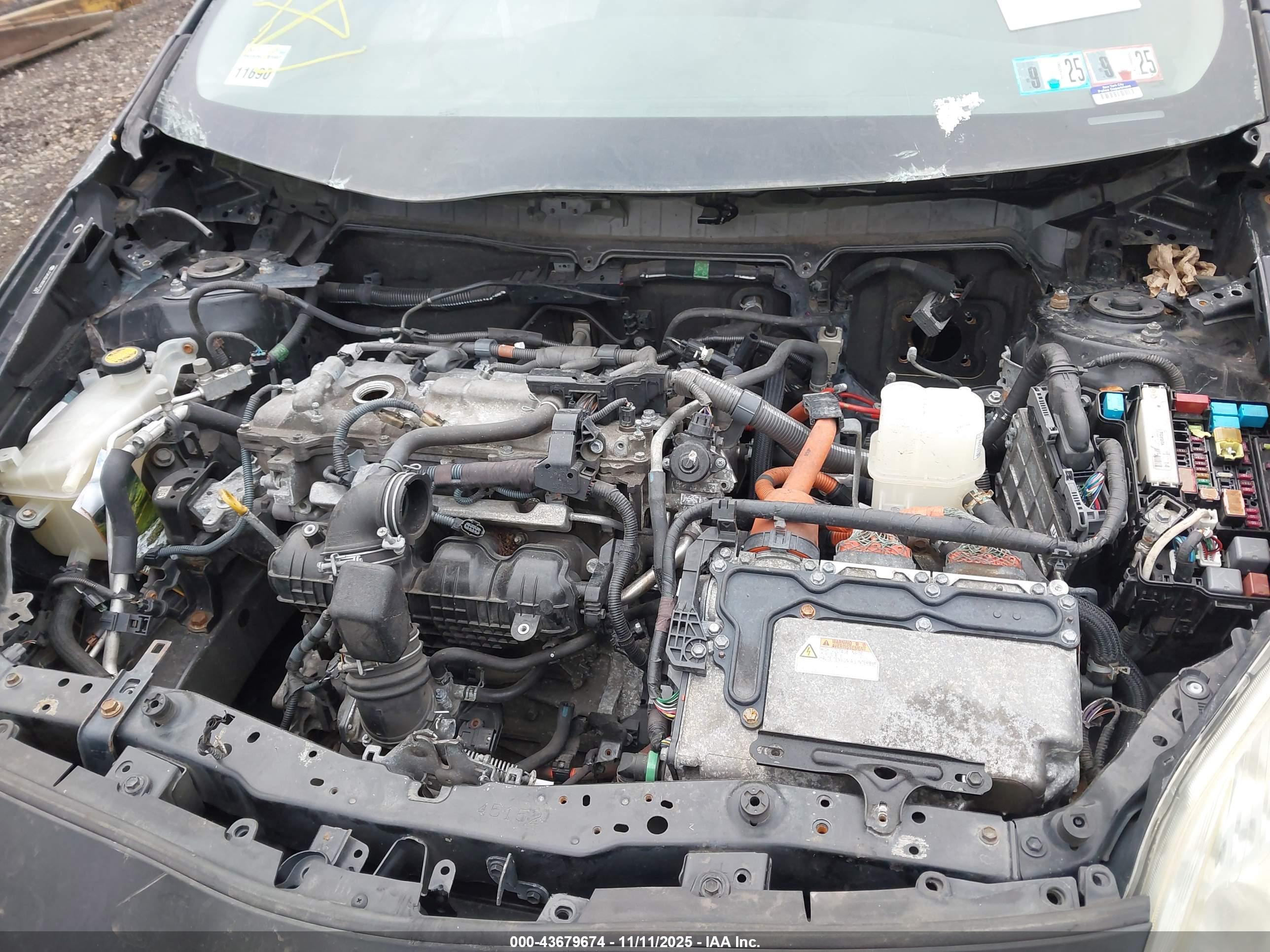 TOYOTA PRIUS image 10
