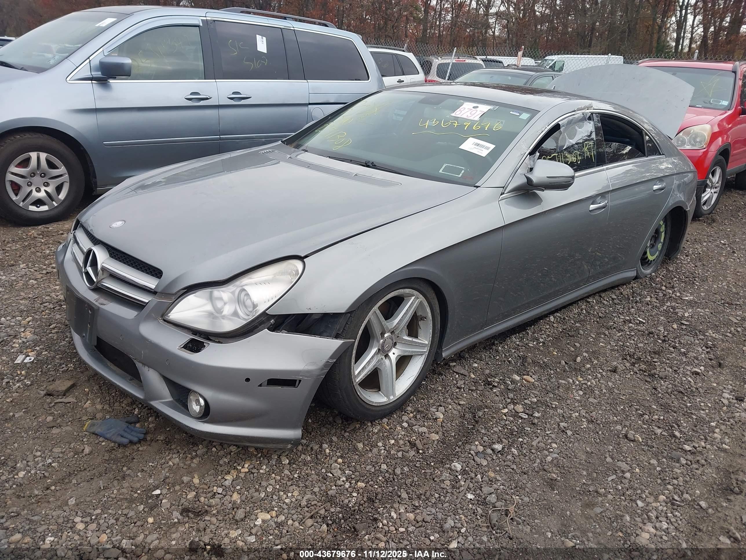 MERCEDES-BENZ CLS image 2