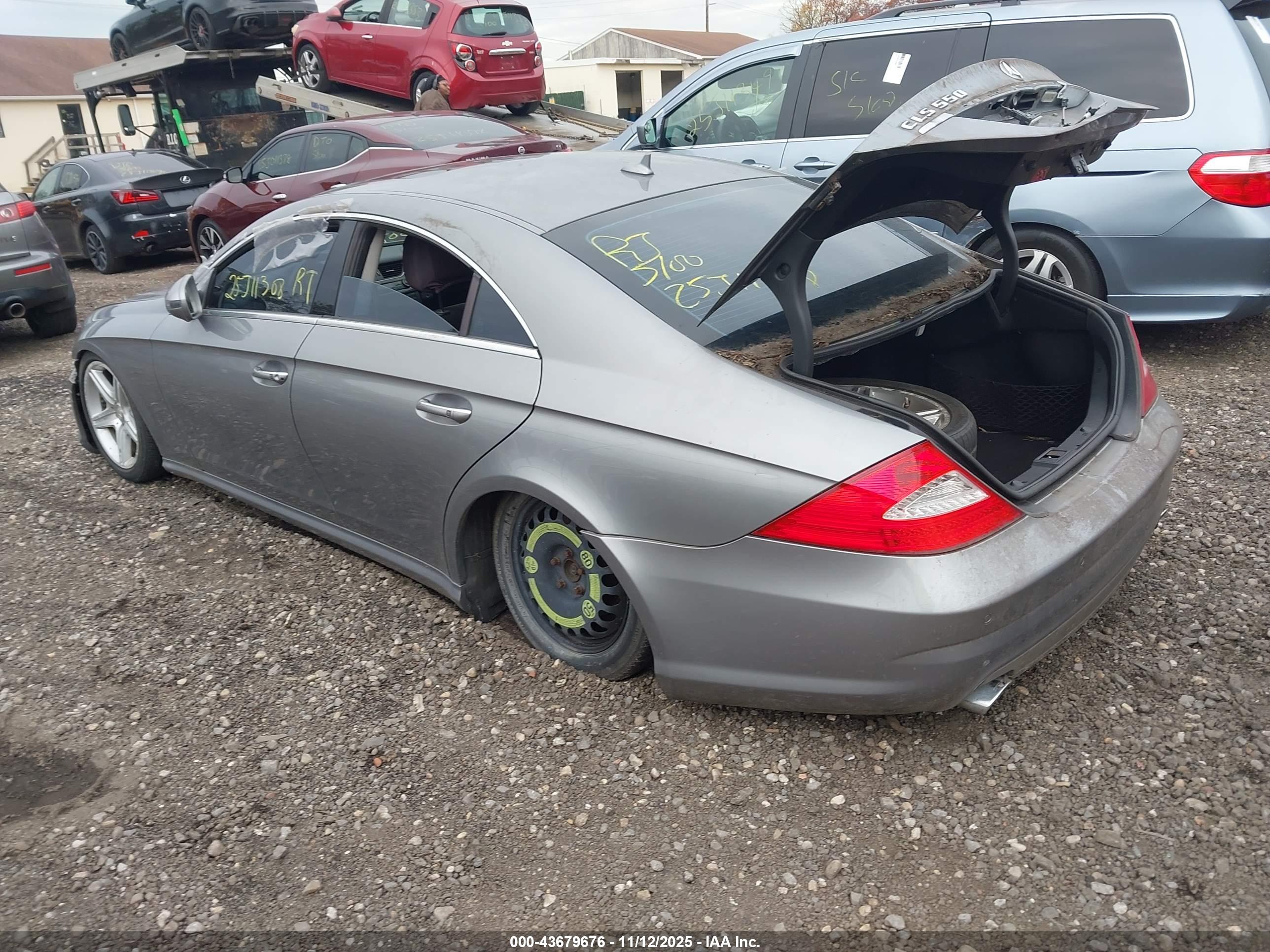 MERCEDES-BENZ CLS image 3