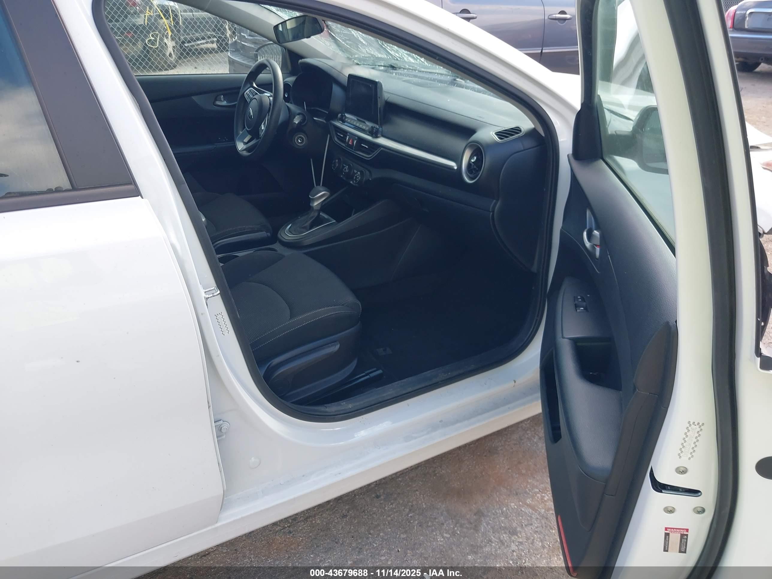 KIA FORTE image 5