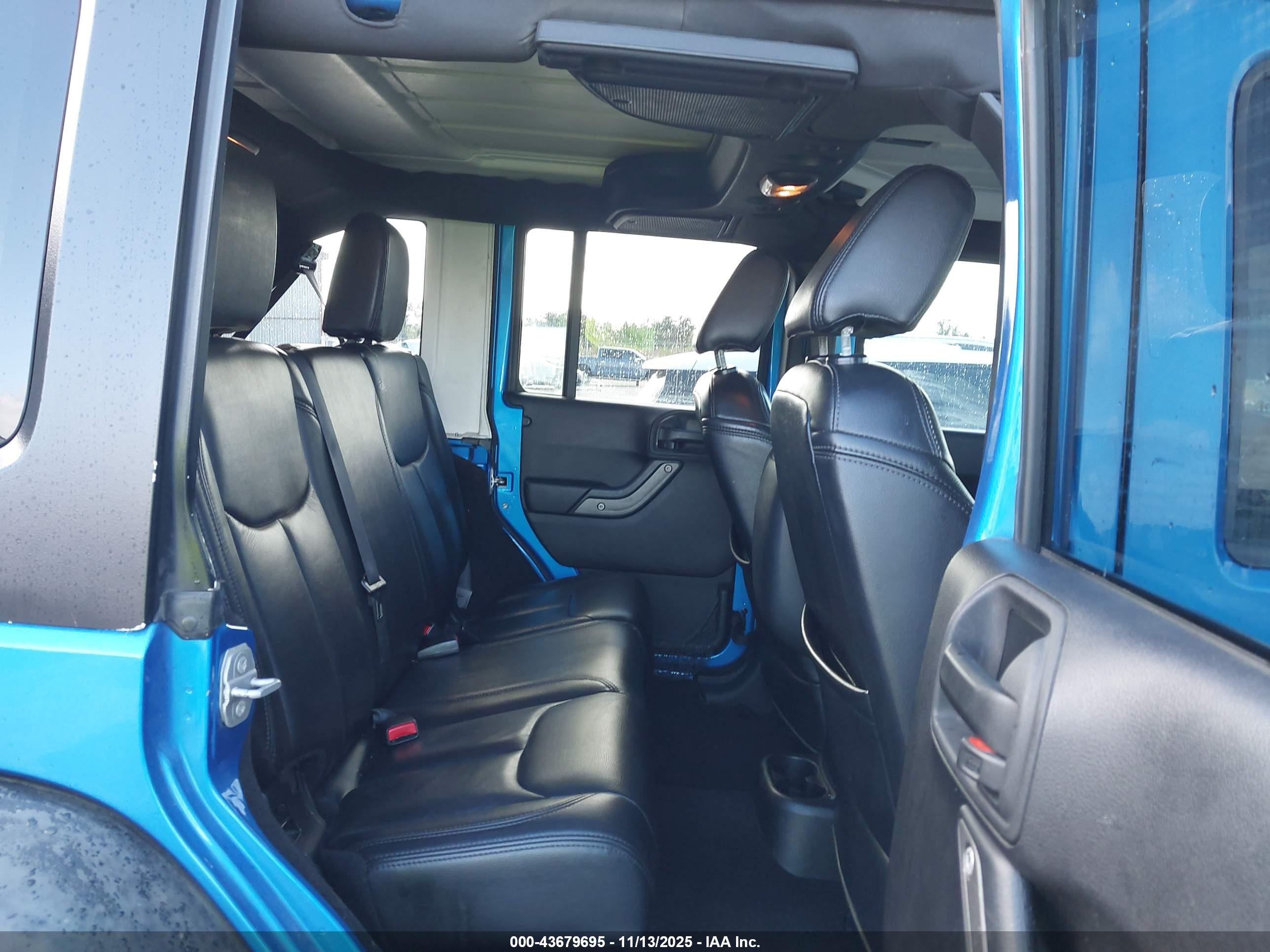 JEEP WRANGLER image 8