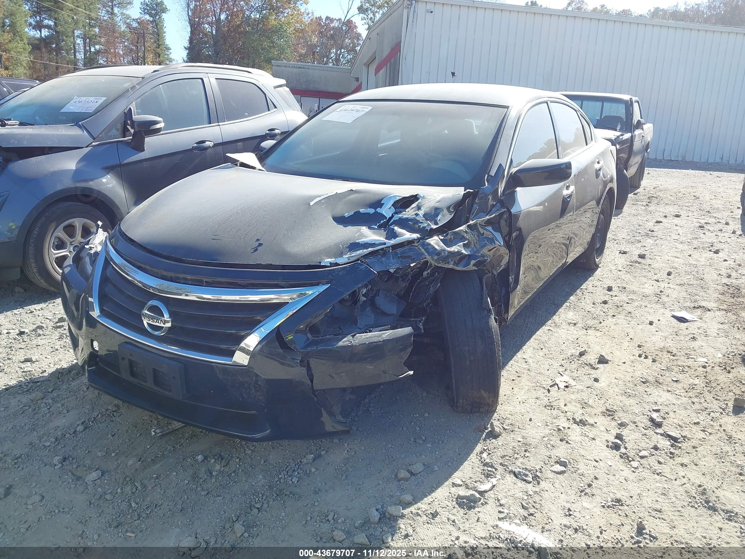 NISSAN ALTIMA image 2