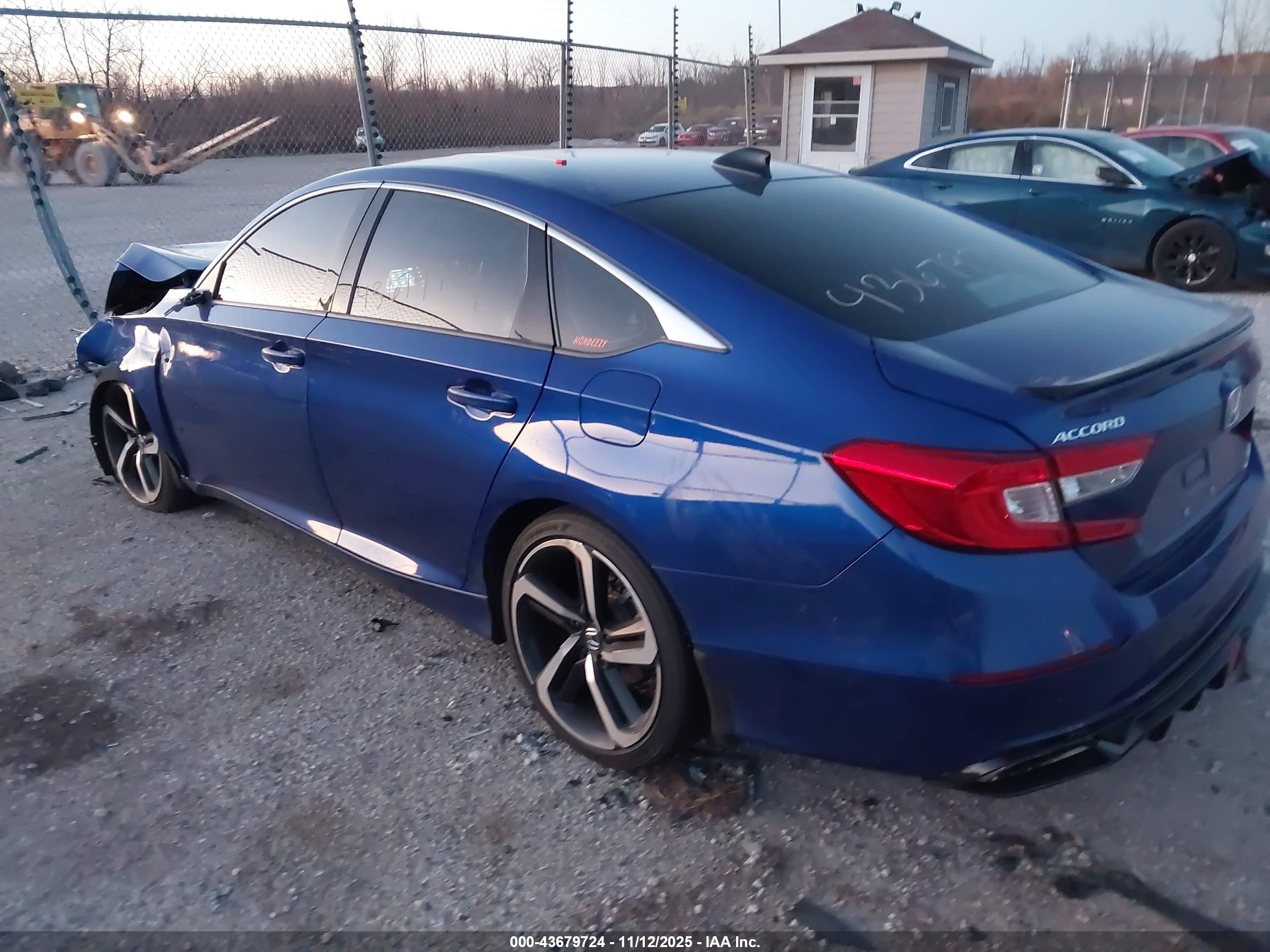 HONDA ACCORD image 3