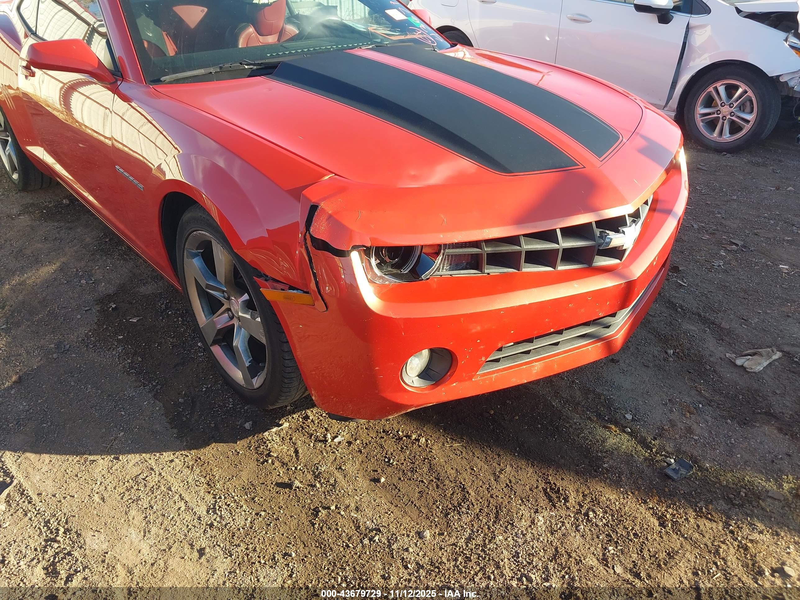 CHEVROLET CAMARO image 6