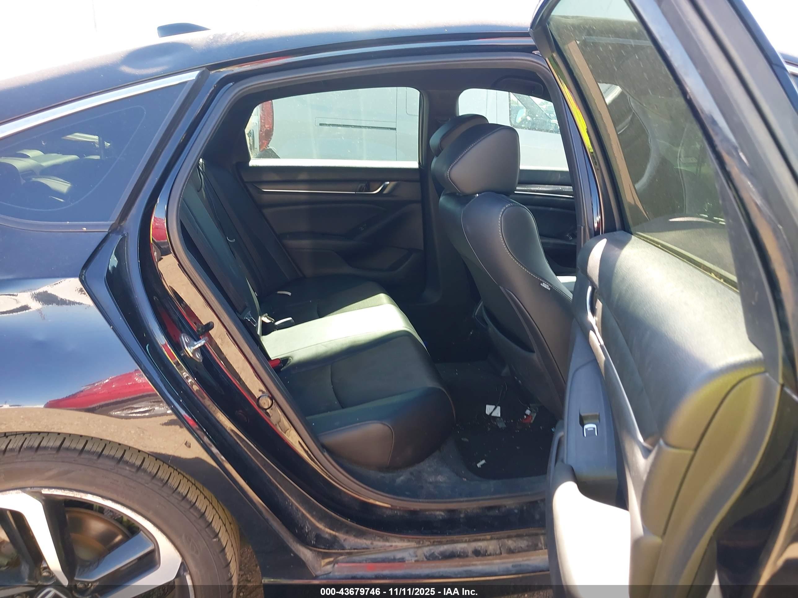 HONDA ACCORD image 8