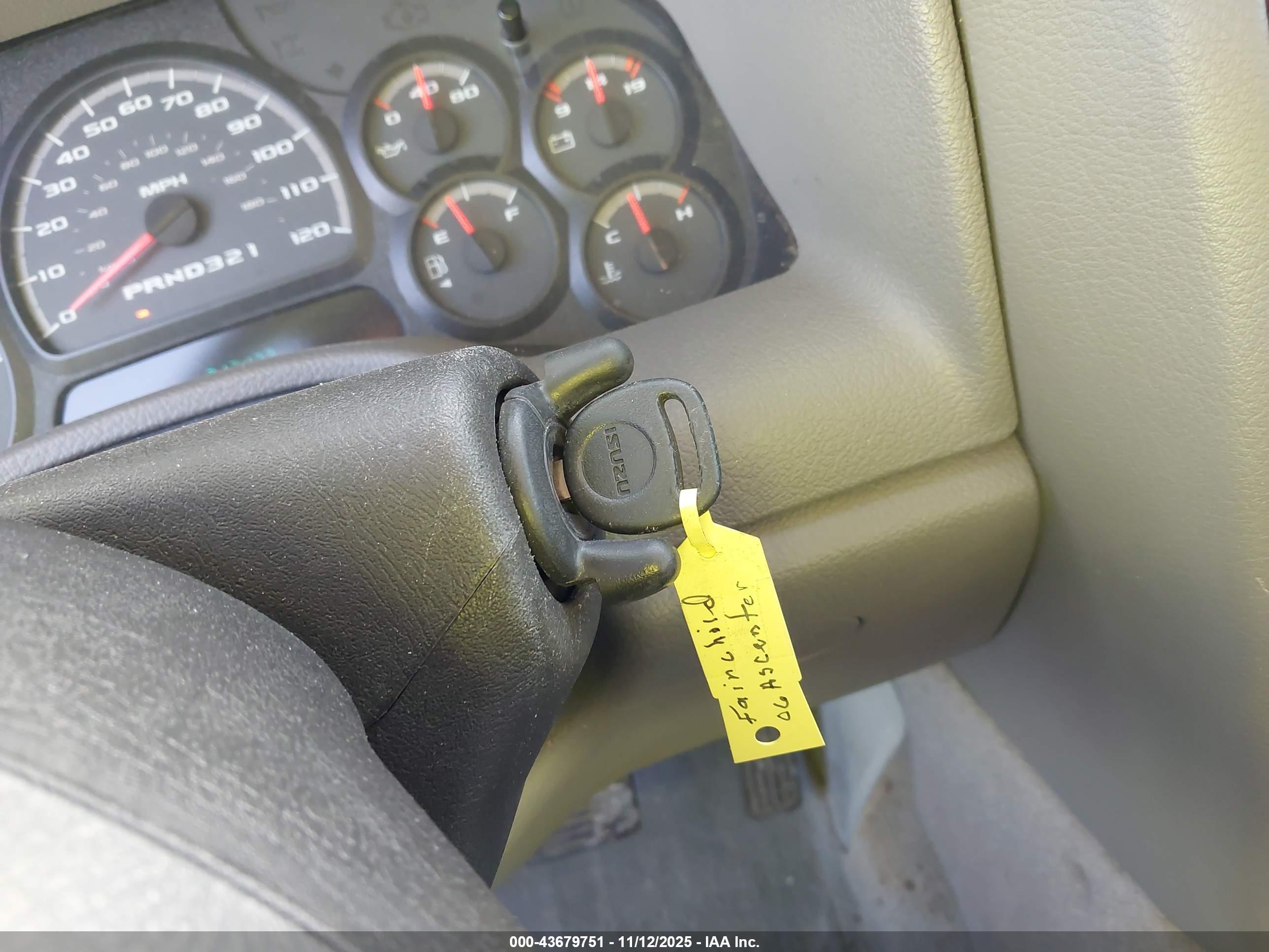 ISUZU ASCENDER image 11
