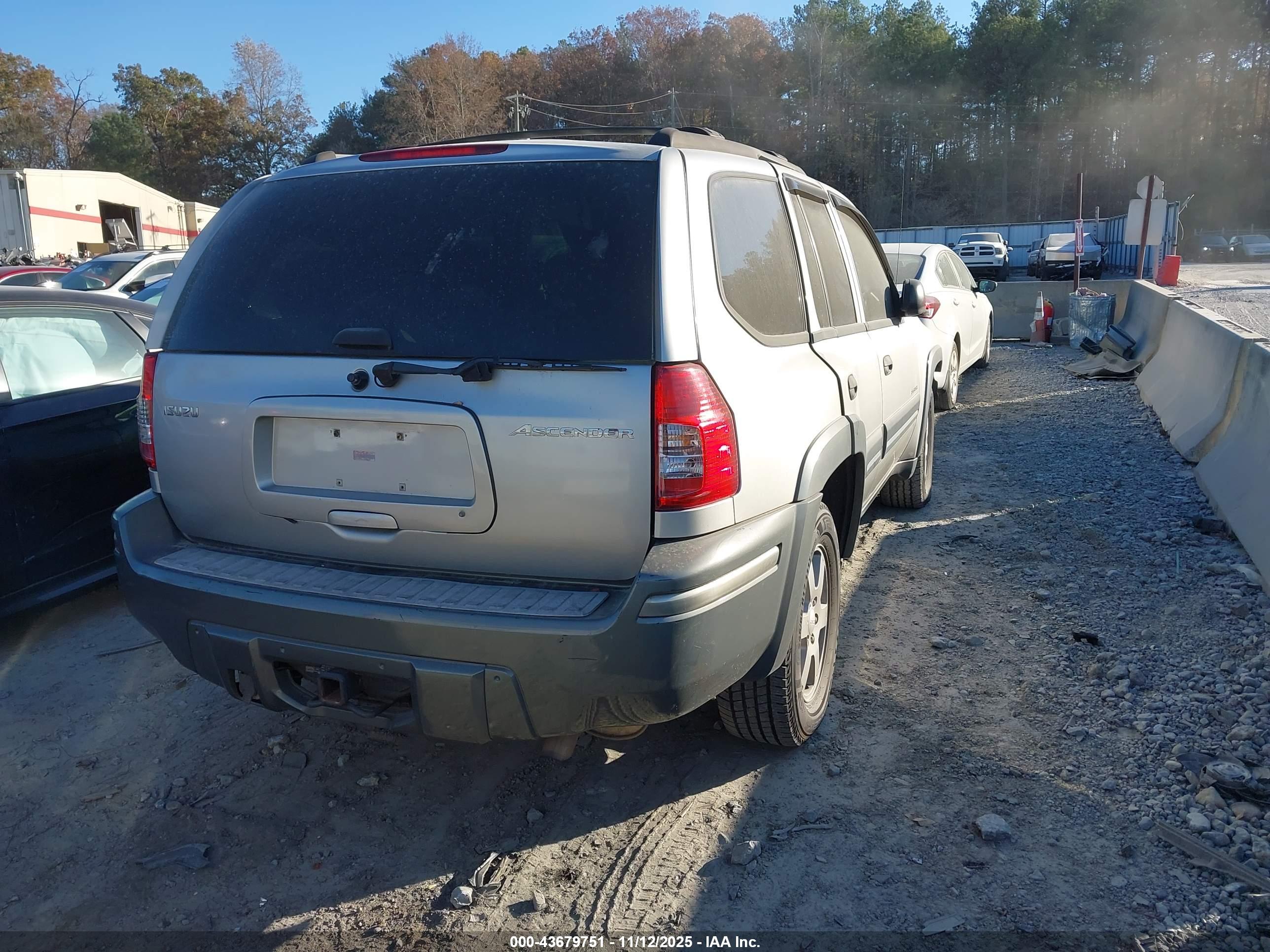 ISUZU ASCENDER image 4