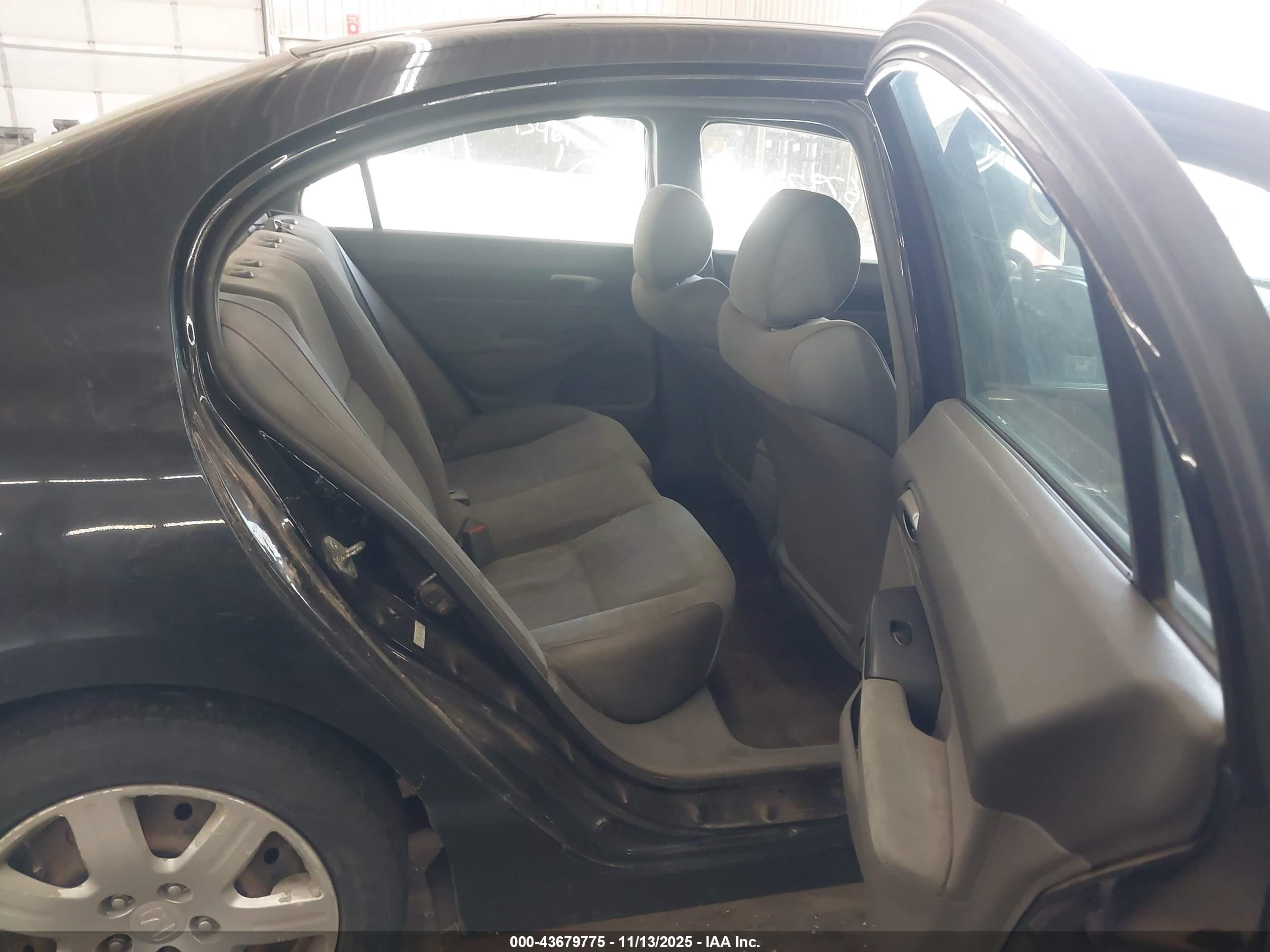 HONDA CIVIC image 8