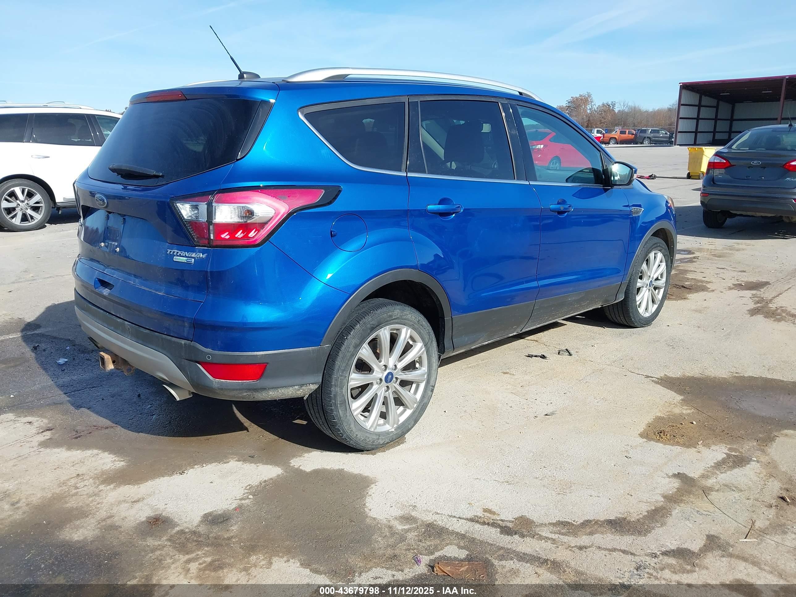 FORD ESCAPE image 4