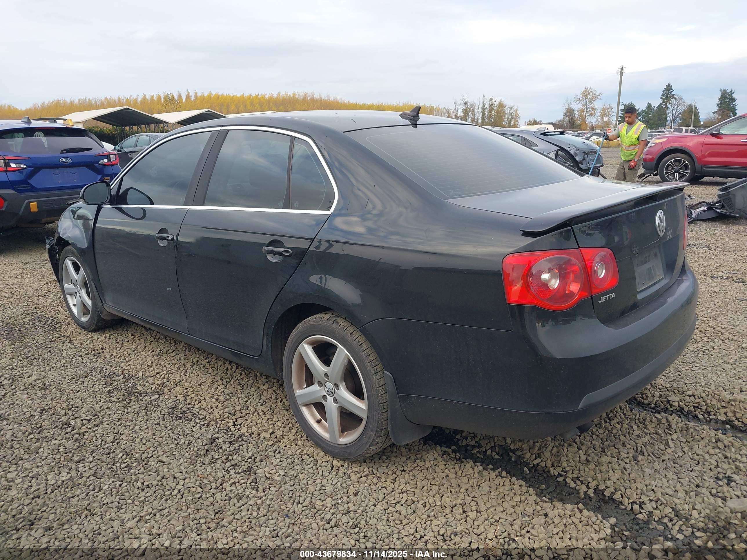 VOLKSWAGEN JETTA image 3