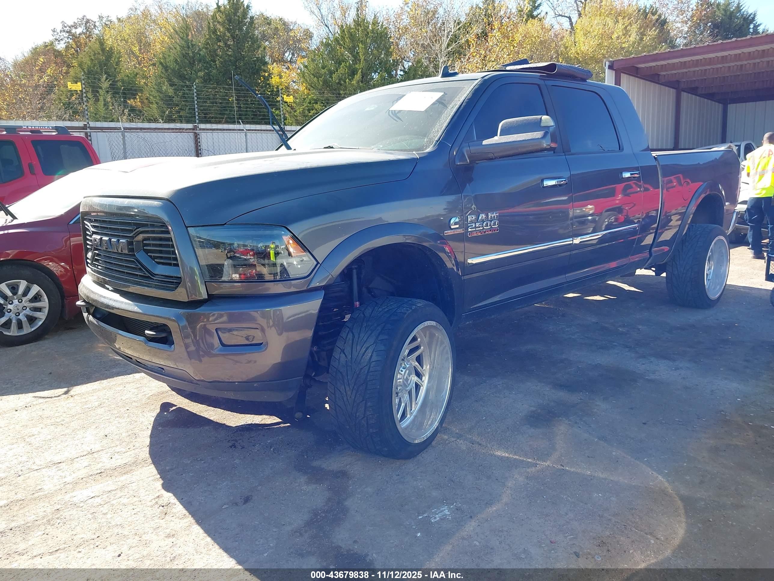 RAM 2500 image 2