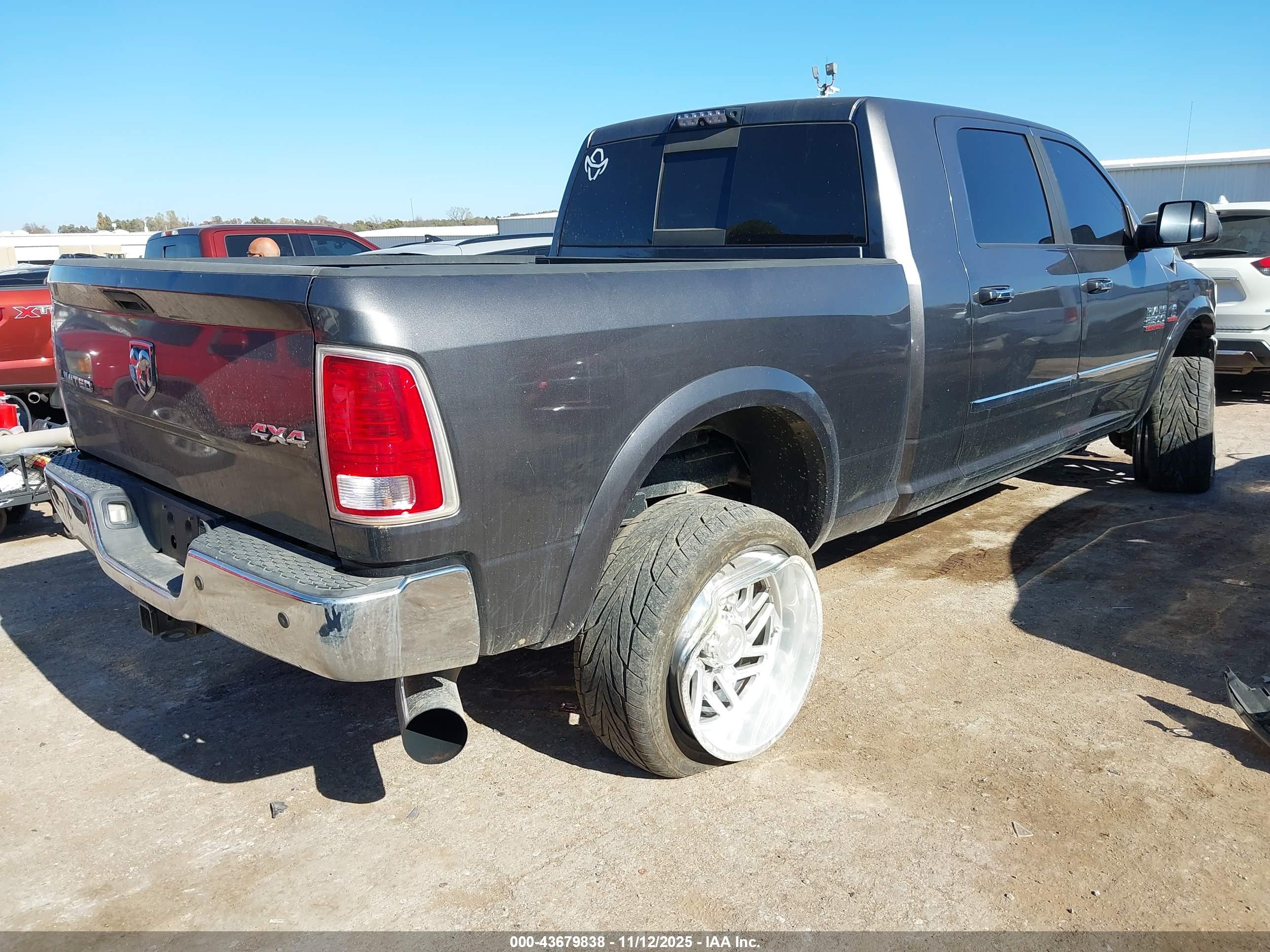 RAM 2500 image 4