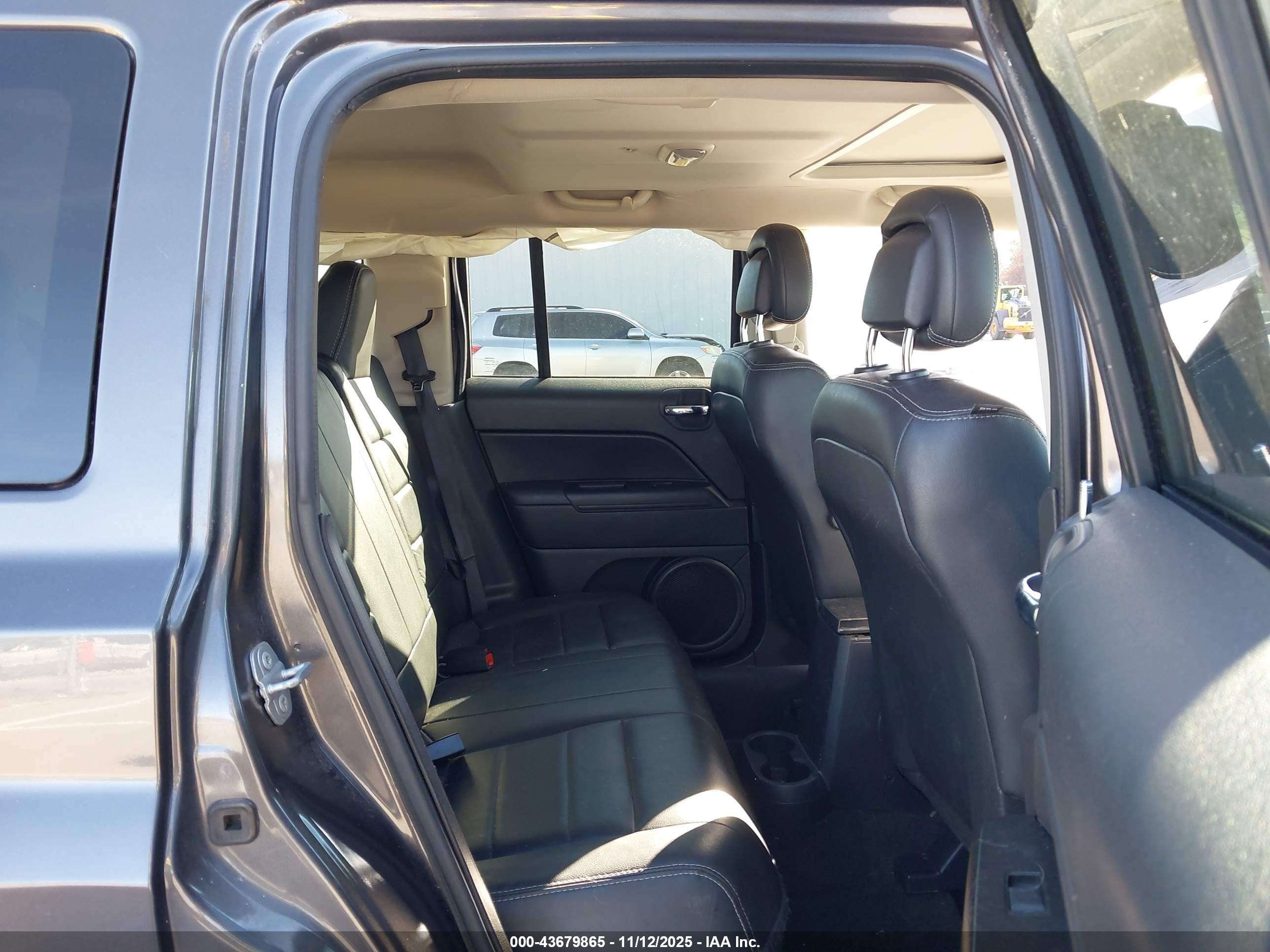 JEEP PATRIOT image 8