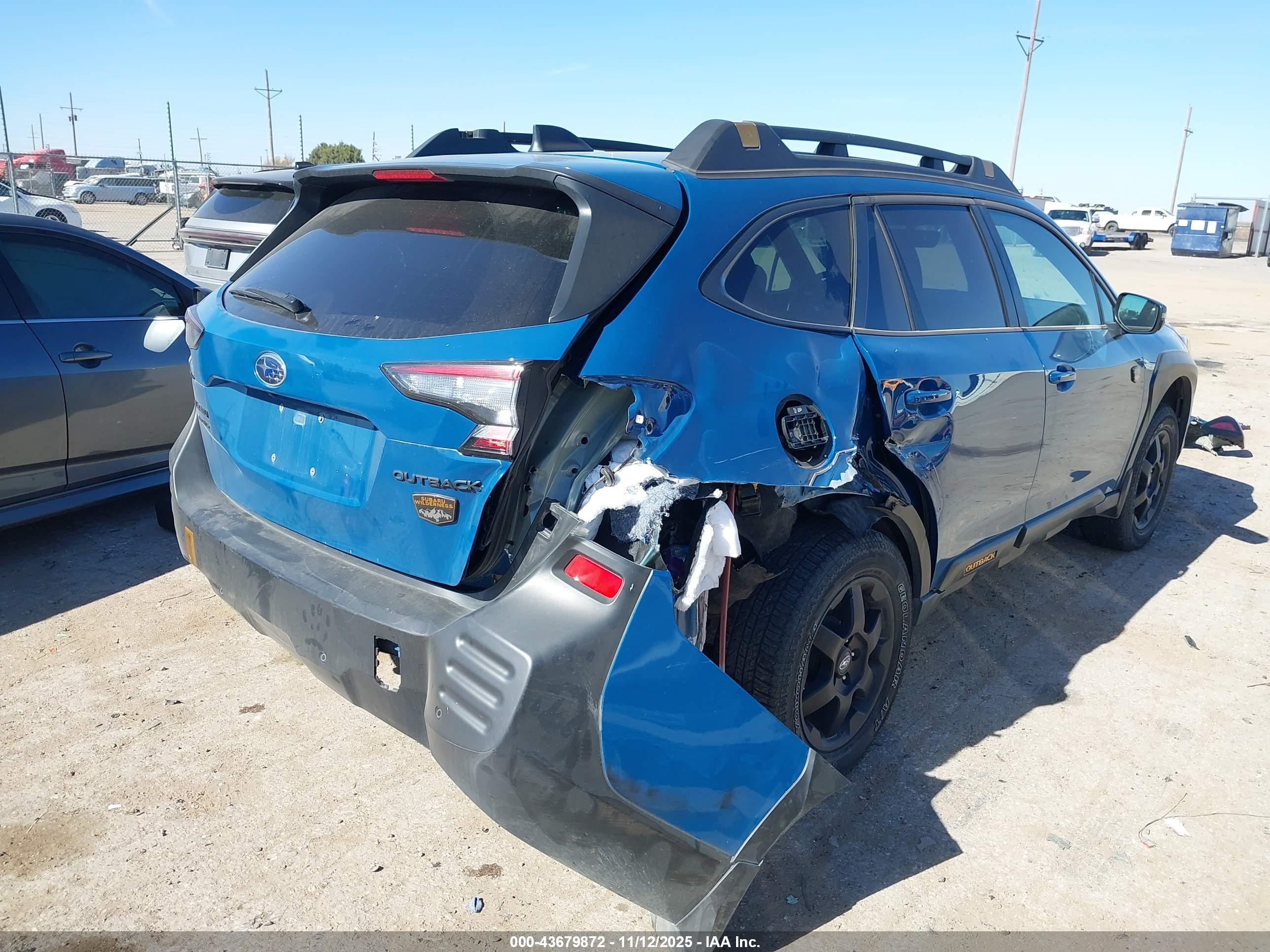 SUBARU OUTBACK image 6