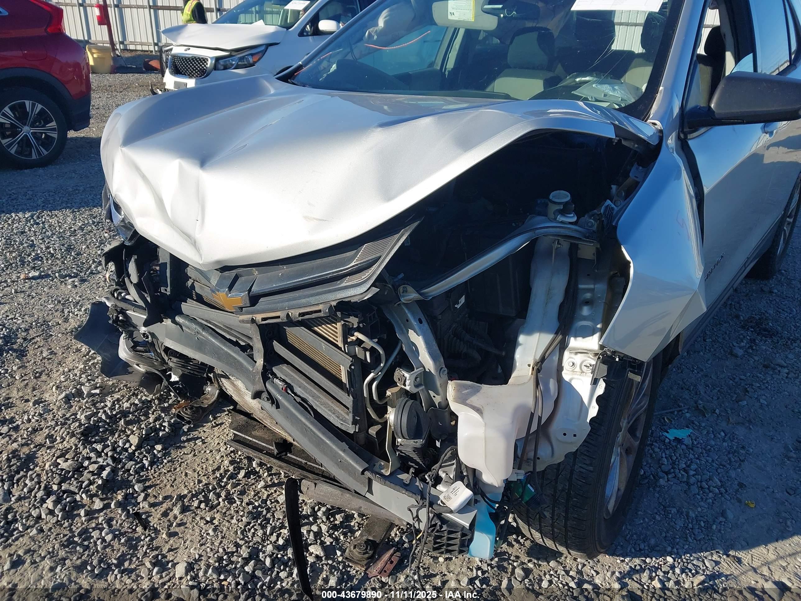 CHEVROLET EQUINOX image 6